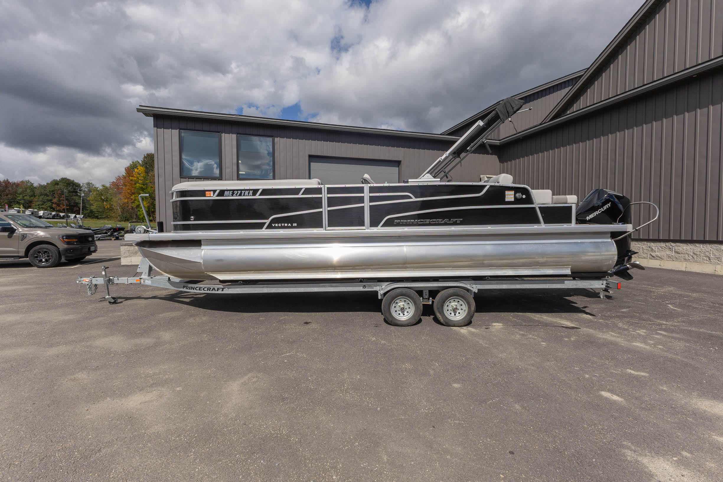 2025 Princecraft Vectra 25 RL PONTOON