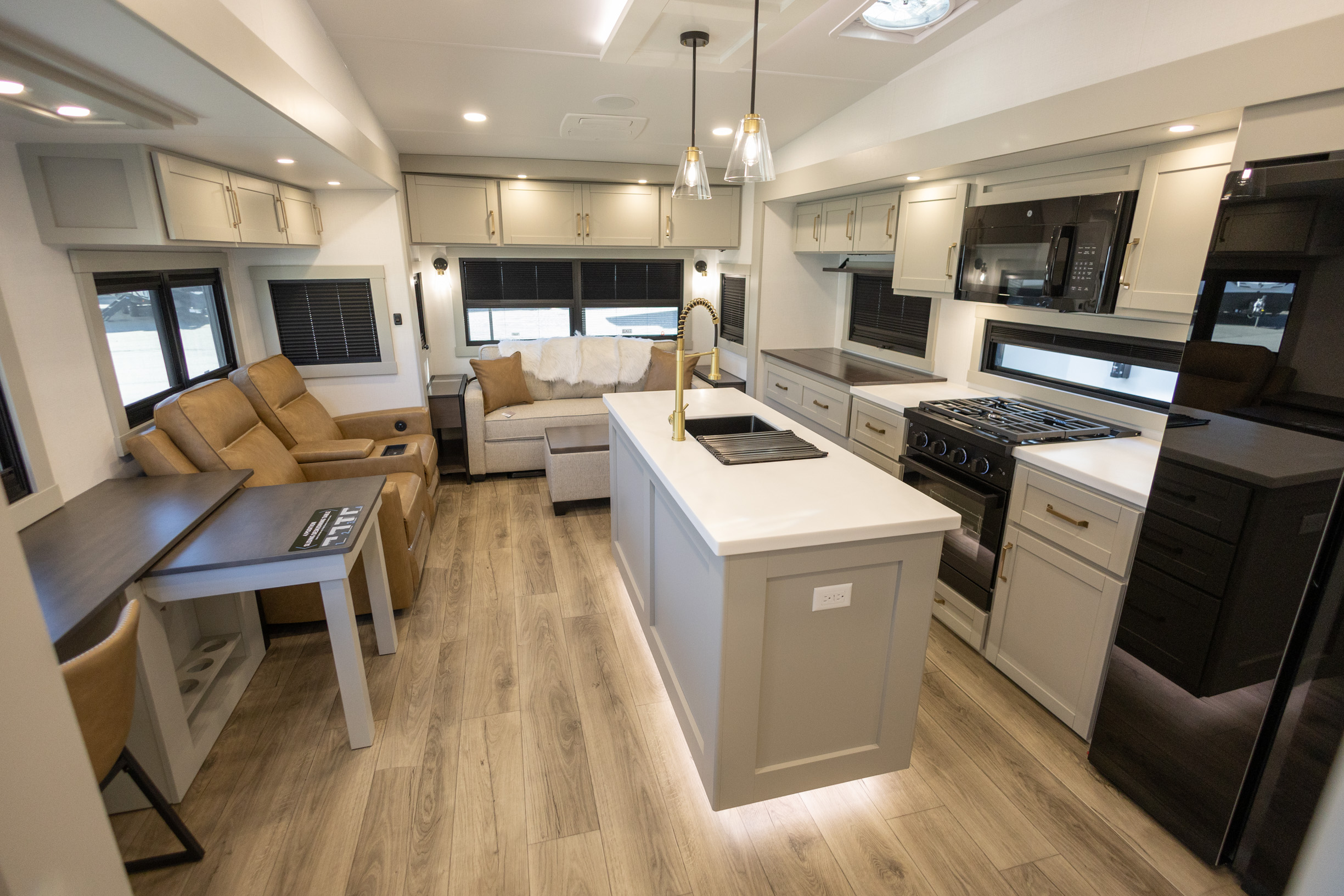 2026 Brinkley Model Z 3100 FIFTH WHEEL