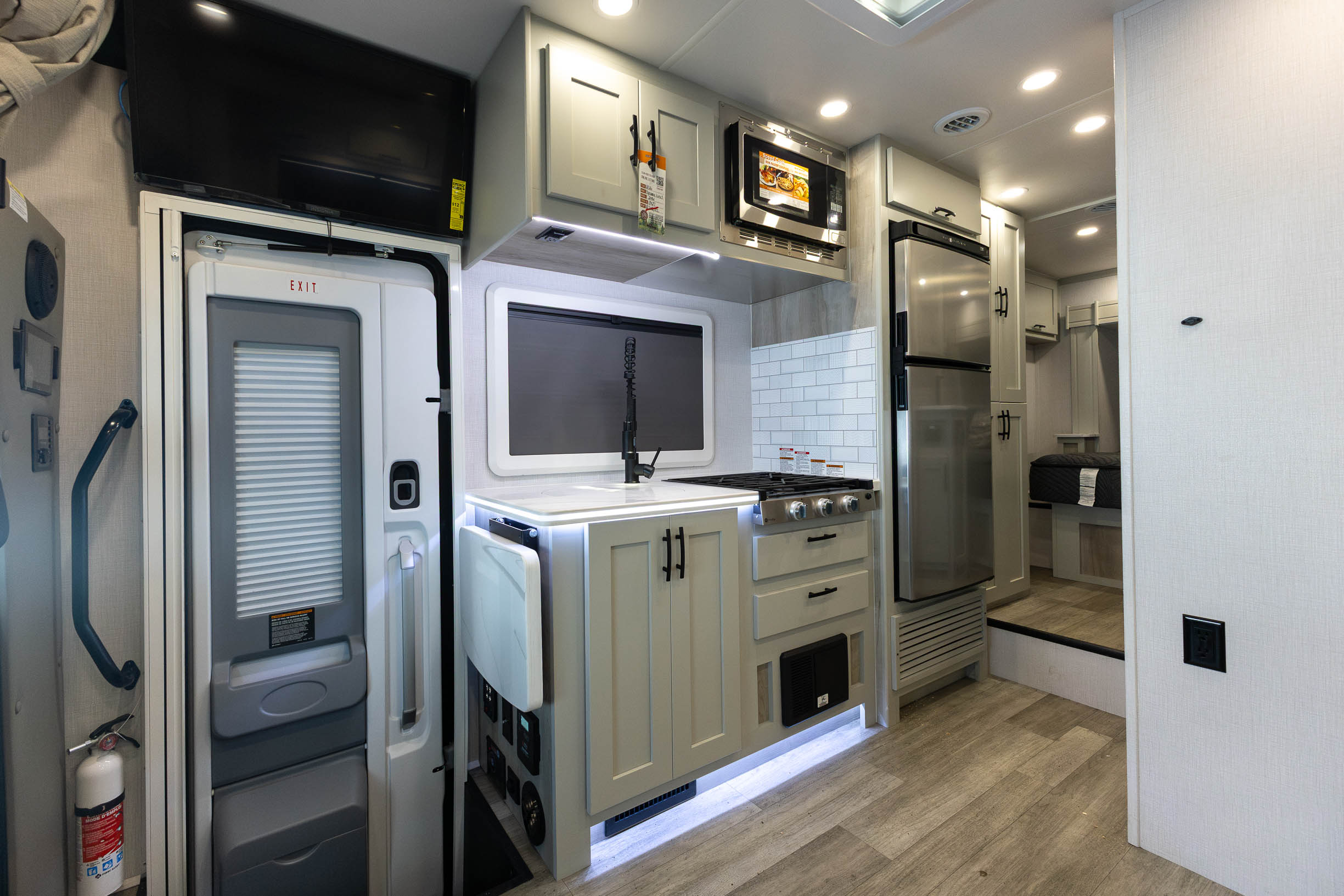 2026 Dynamax Isata 3 24RW CLASS C MOTORHOME