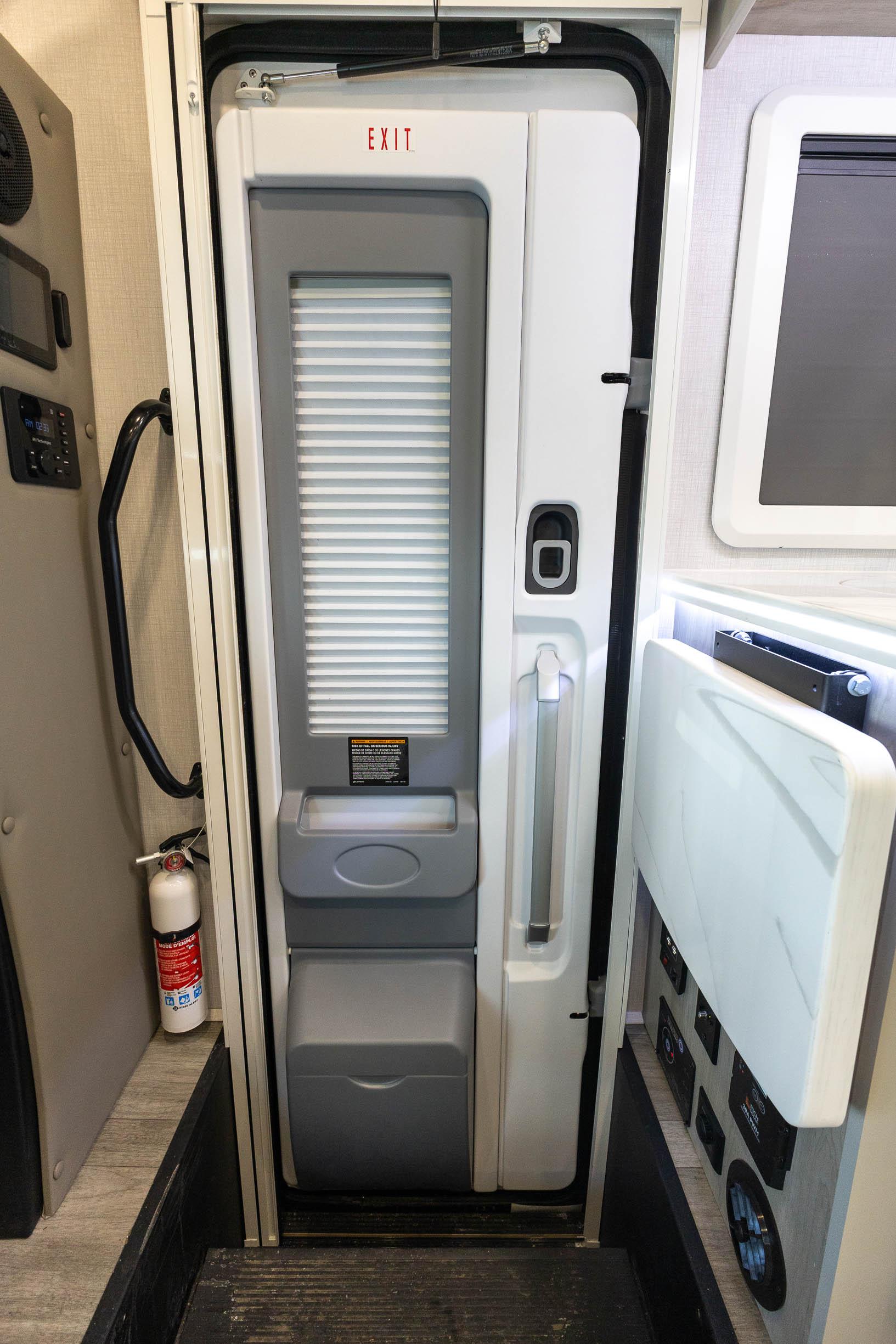 2026 Dynamax Isata 3 24RW CLASS C MOTORHOME