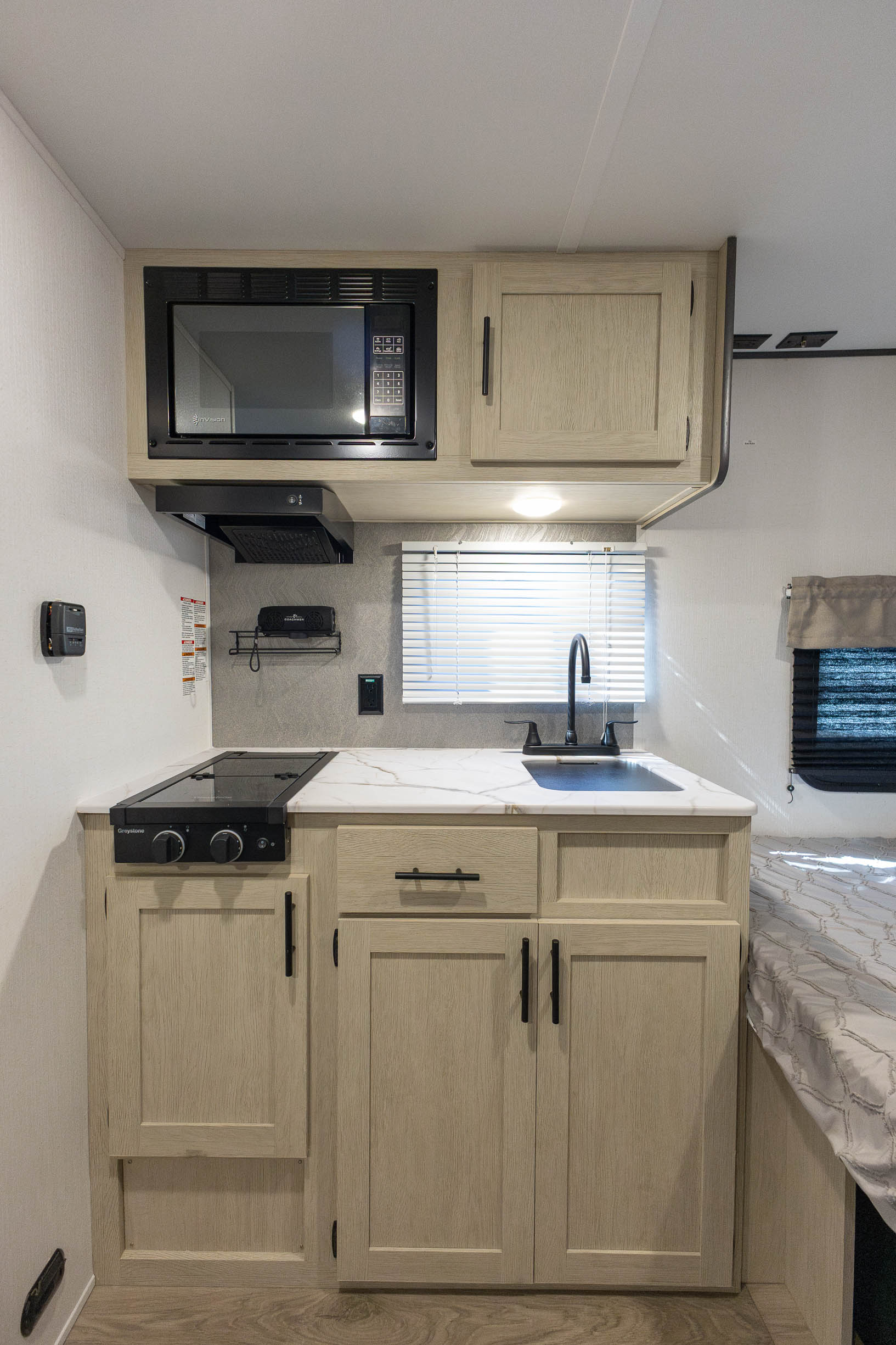 2026 Shasta Shasta Compact 16RE TRAVEL TRAILER