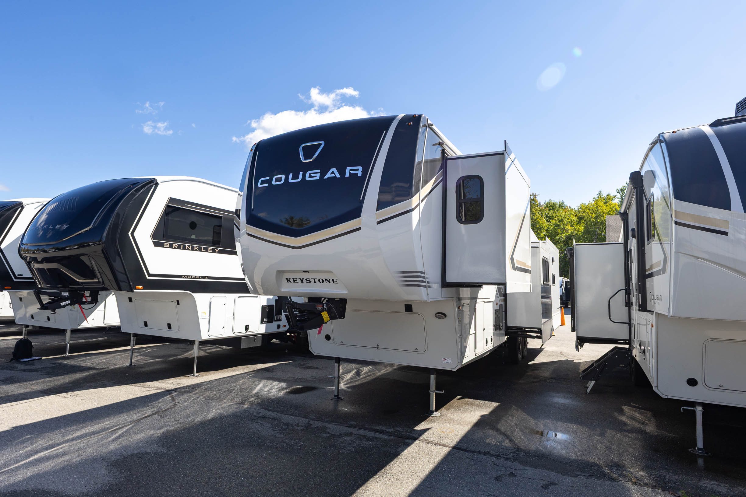 2026 Keystone RV Cougar 360MBI FIFTH WHEEL