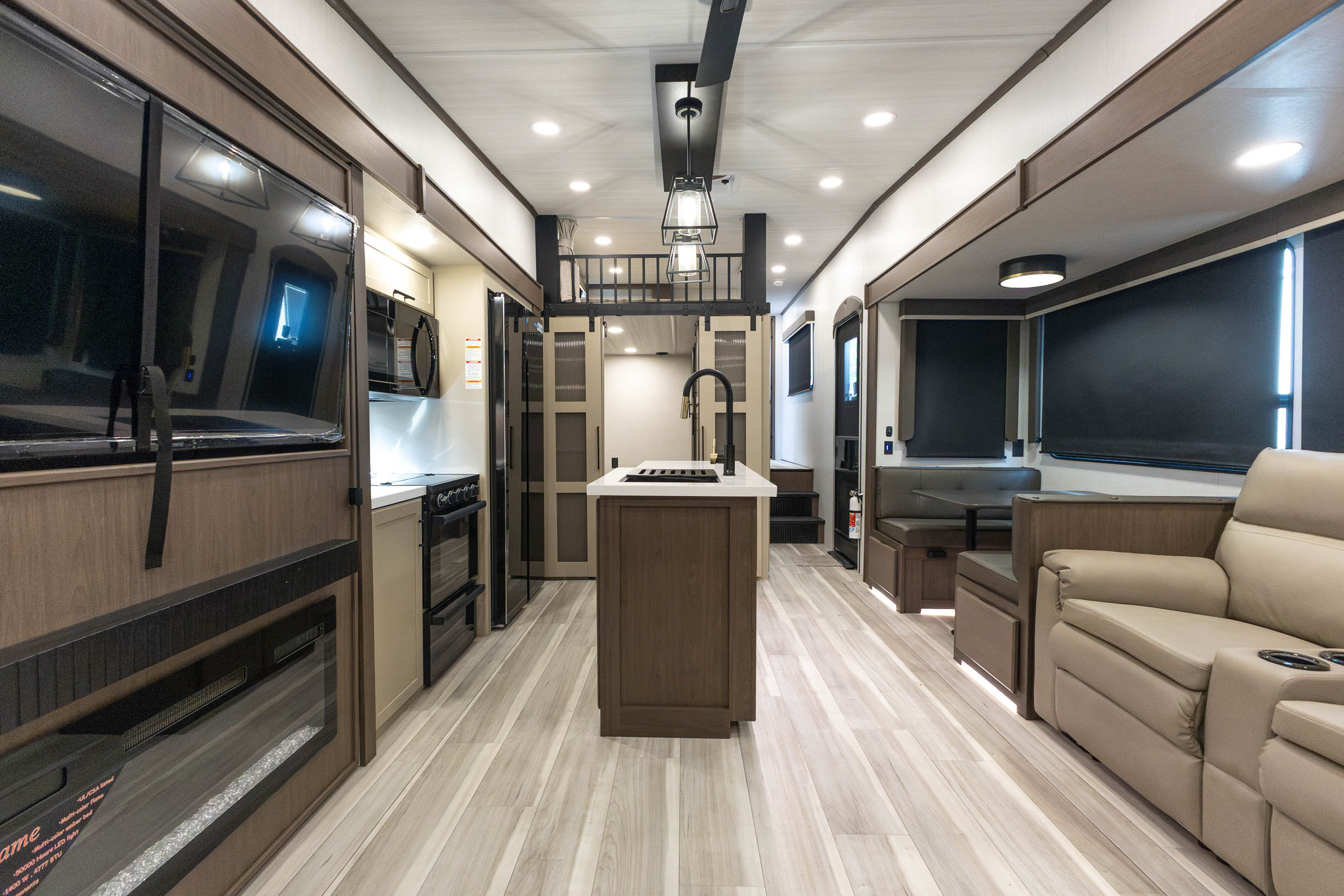 2026 Keystone RV Cougar 360MBI FIFTH WHEEL