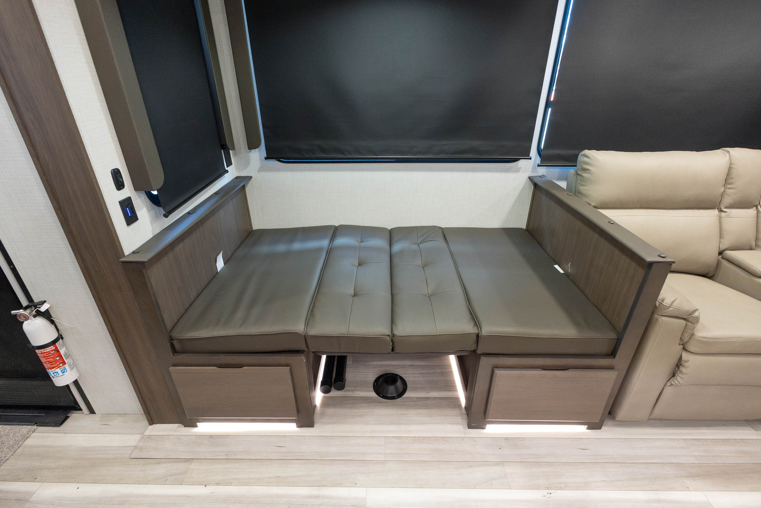 2026 Keystone RV Cougar 360MBI FIFTH WHEEL
