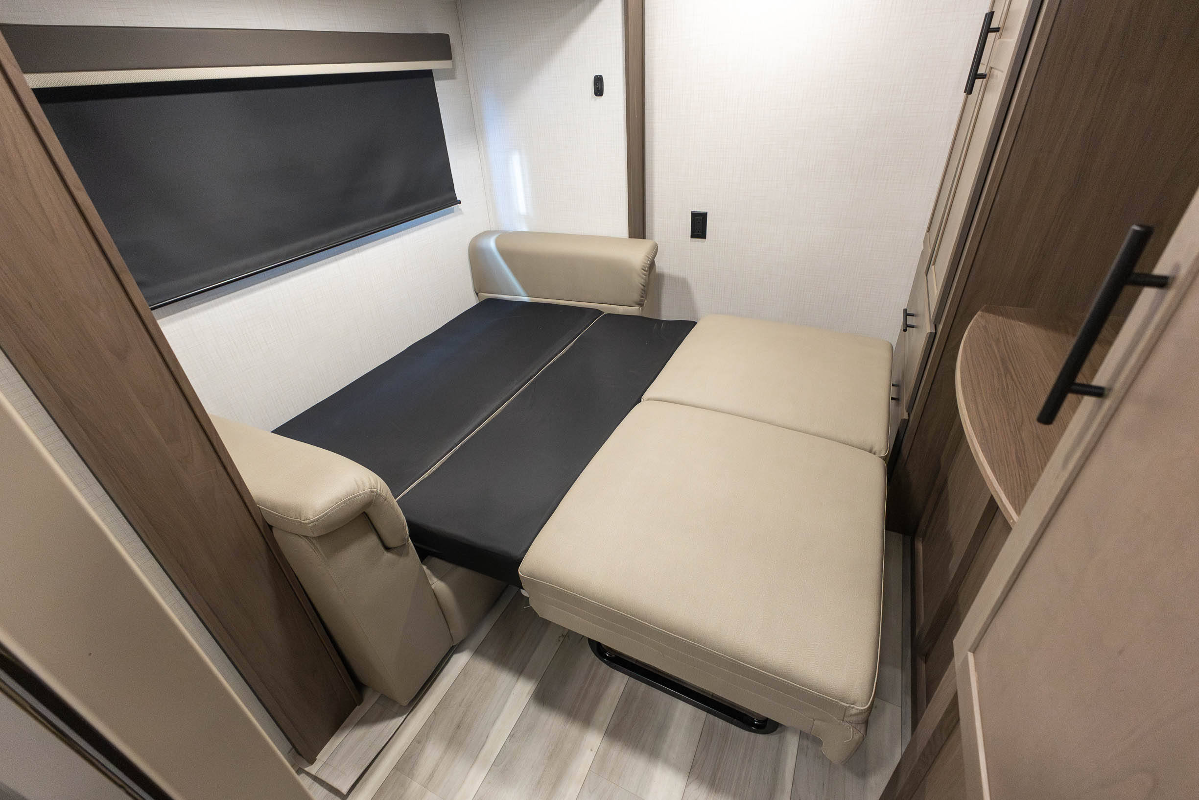 2026 Keystone RV Cougar 360MBI FIFTH WHEEL
