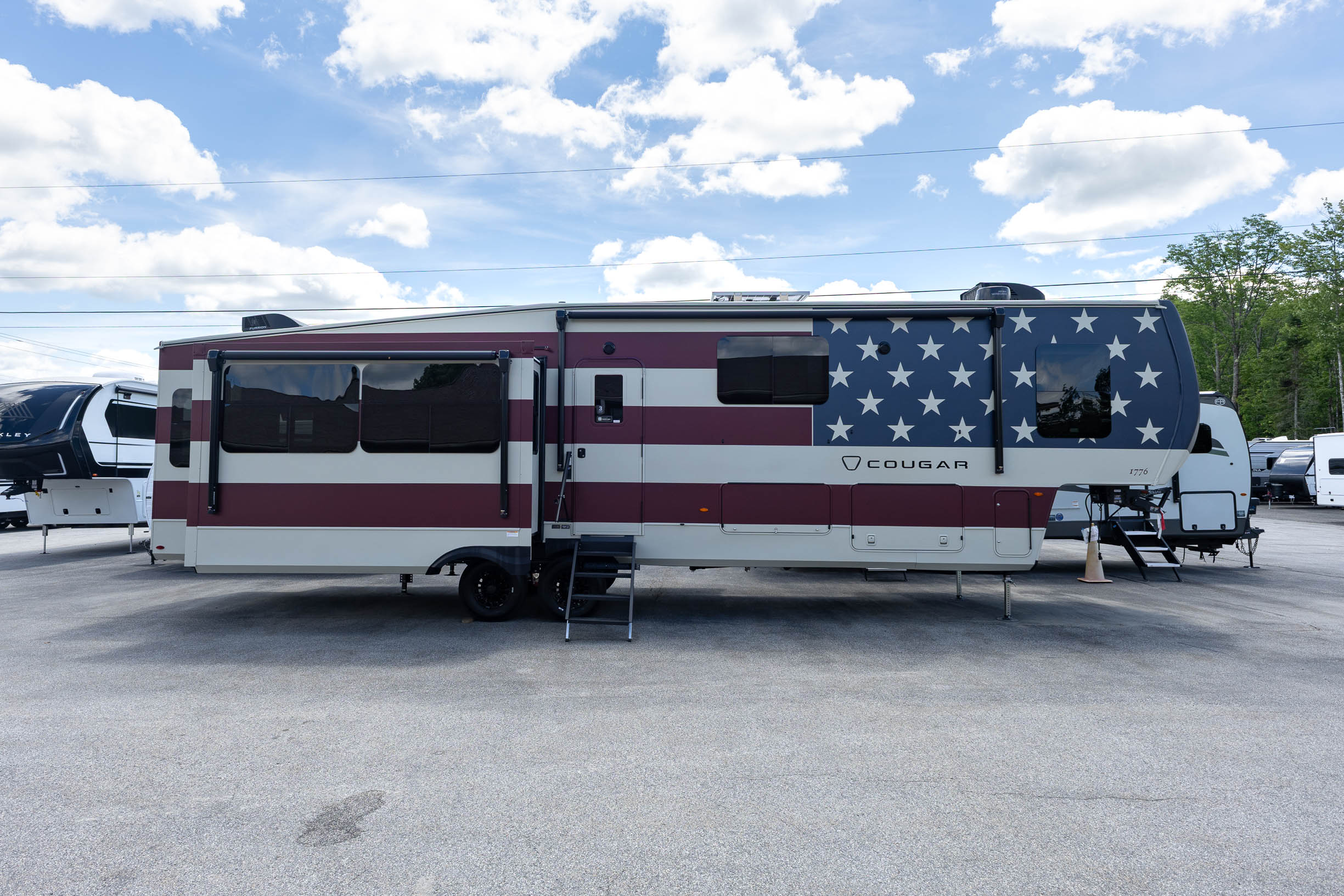 2026 Keystone RV Cougar 360MBI FIFTH WHEEL