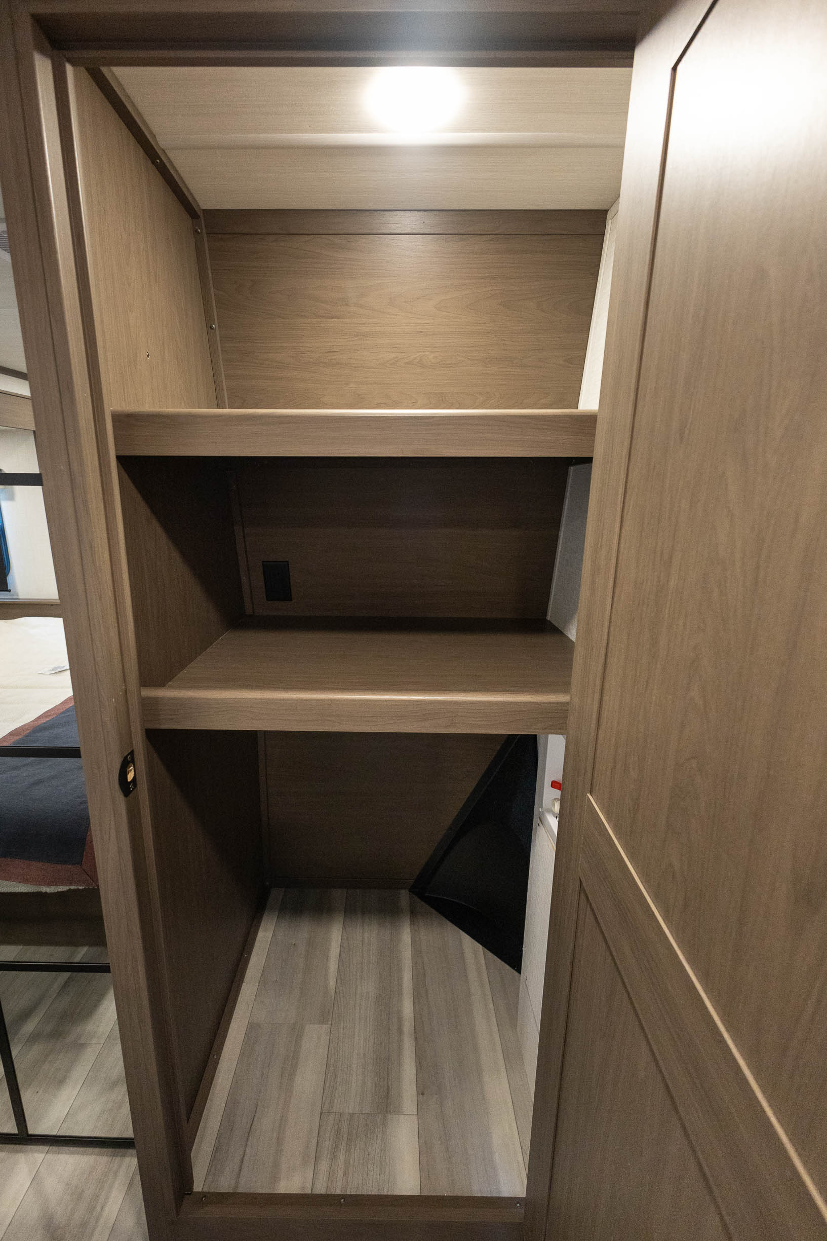 2026 Keystone RV Cougar 360MBI FIFTH WHEEL