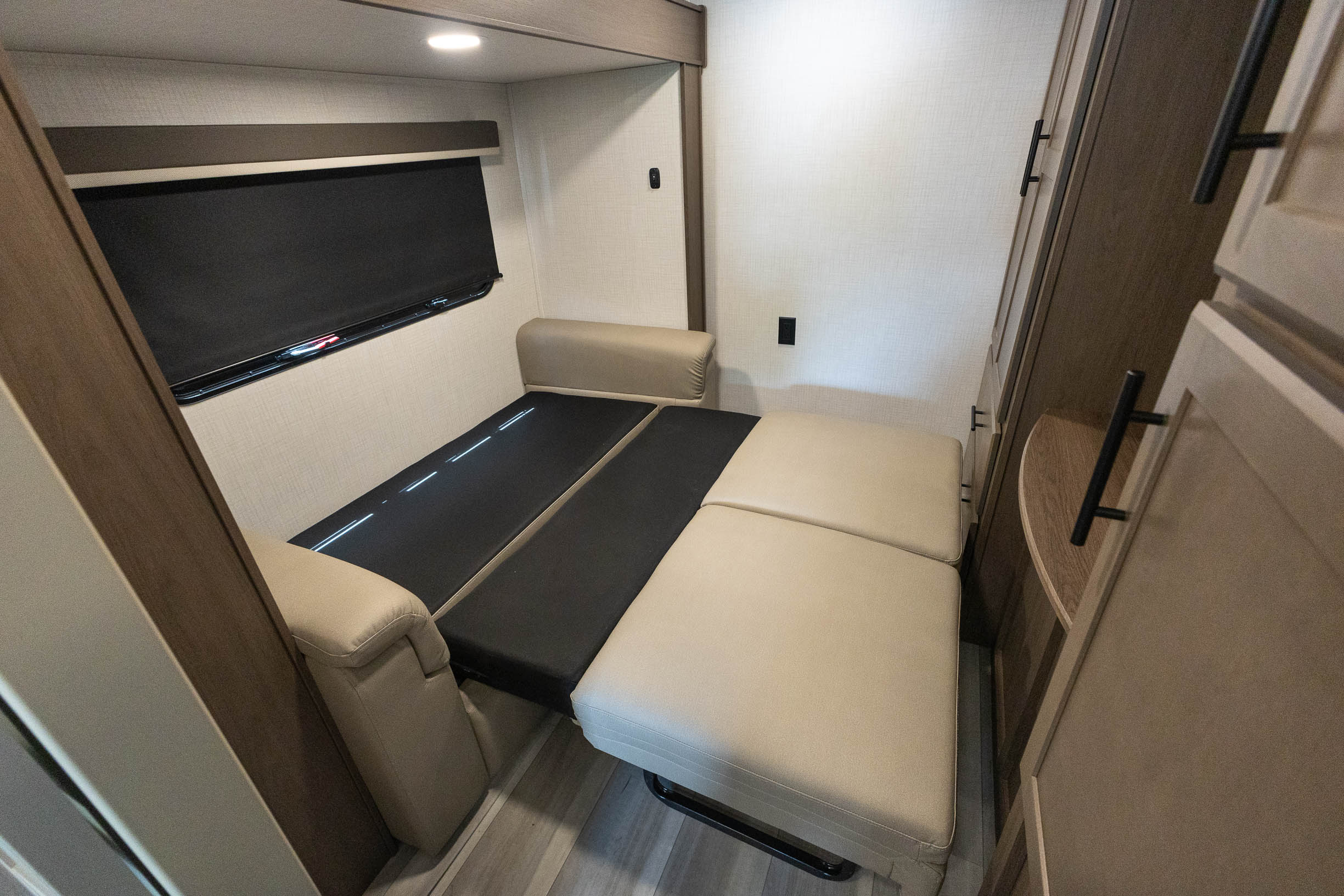 2026 Keystone RV Cougar 360MBI FIFTH WHEEL