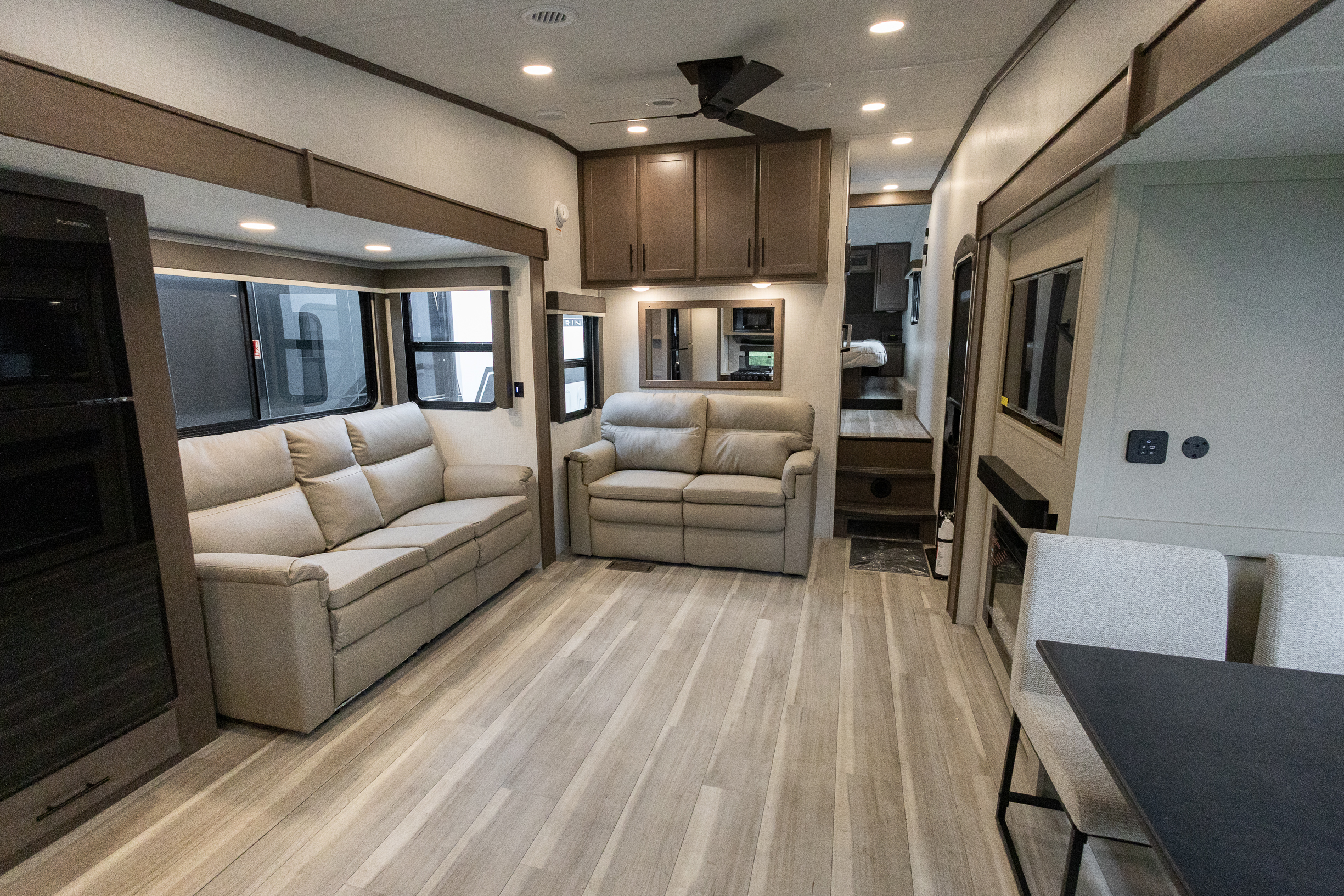 2026 Keystone RV Cougar Half-Ton 26RKE FIFTH WHEEL