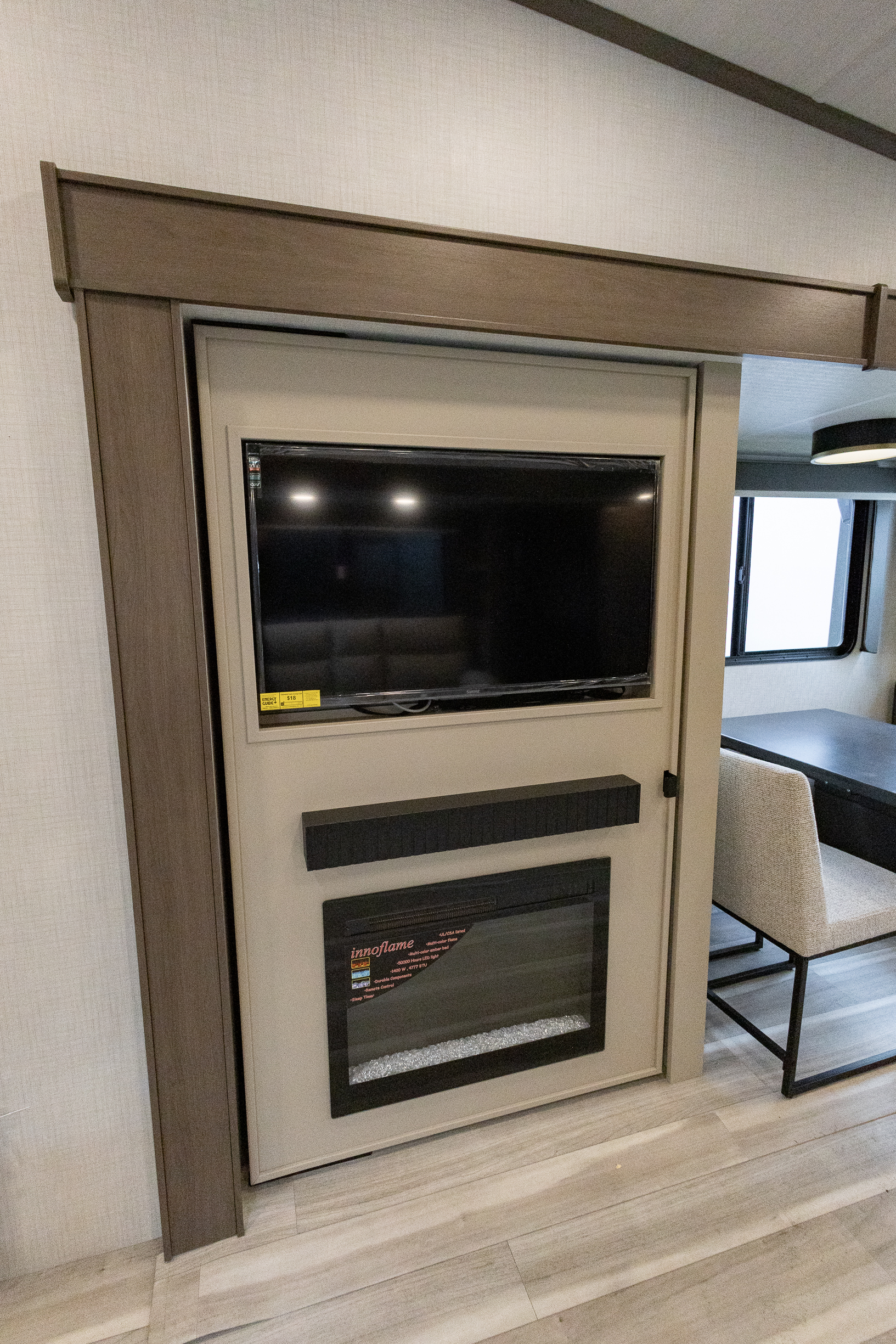 2026 Keystone RV Cougar Half-Ton 26RKE FIFTH WHEEL