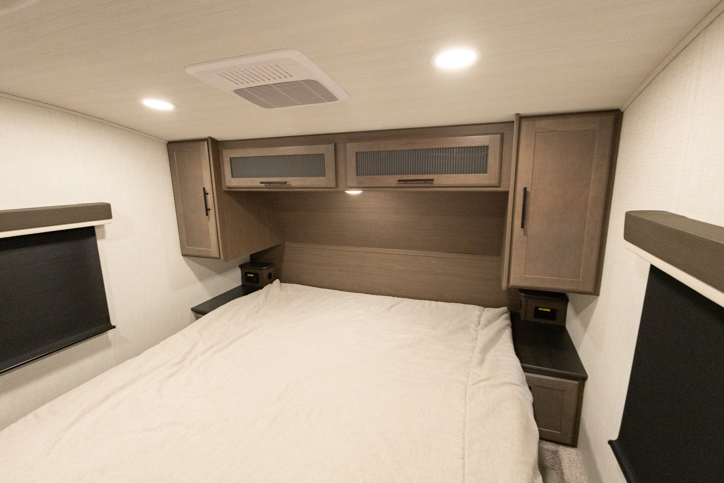 2026 Keystone RV Cougar Half-Ton 26RKE FIFTH WHEEL