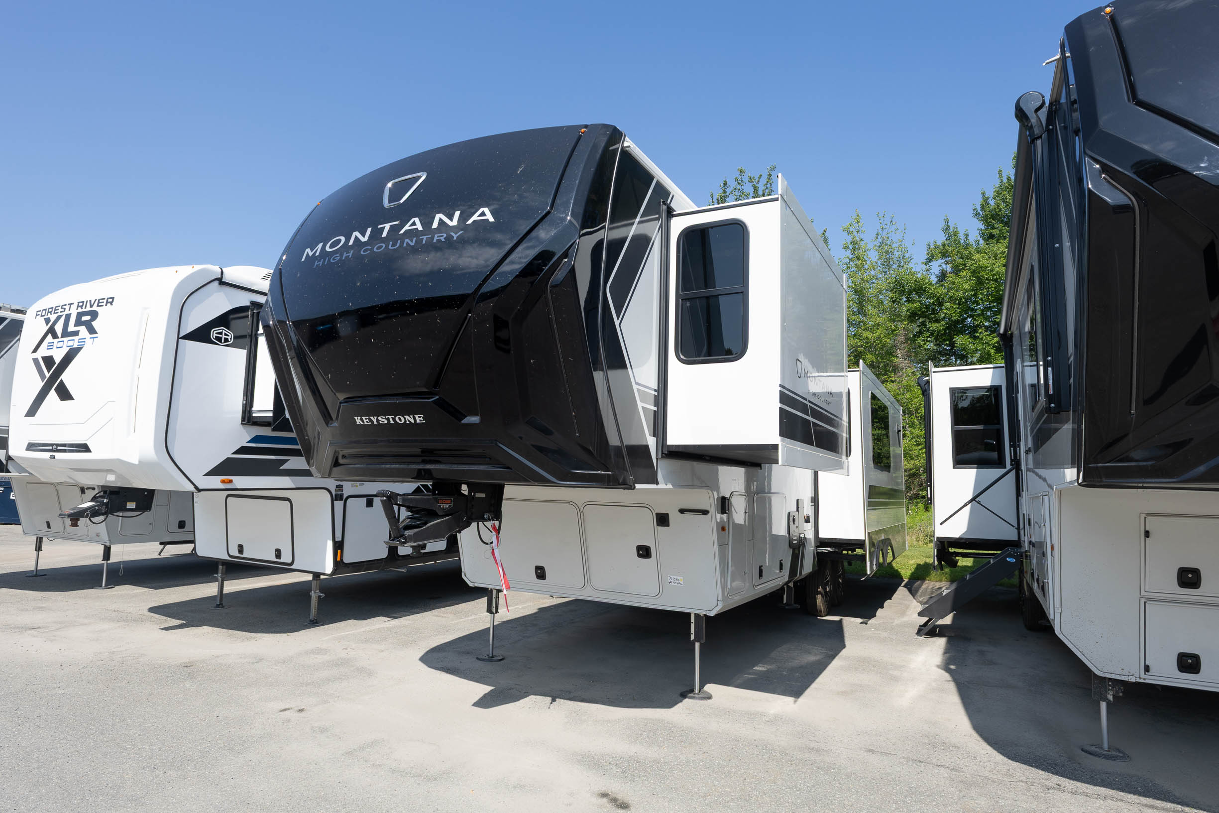 2026 Keystone RV Montana High Country 300RK FIFTH WHEEL