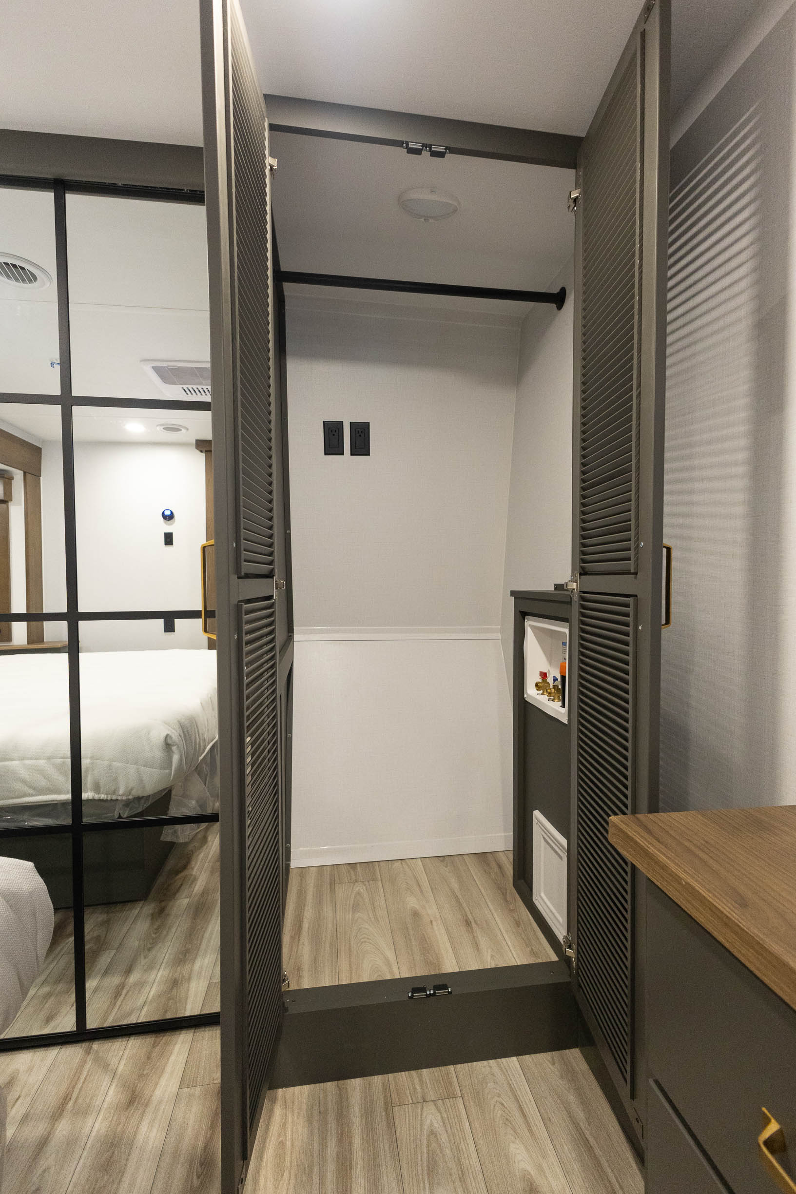 2026 Keystone RV Montana High Country 300RK FIFTH WHEEL