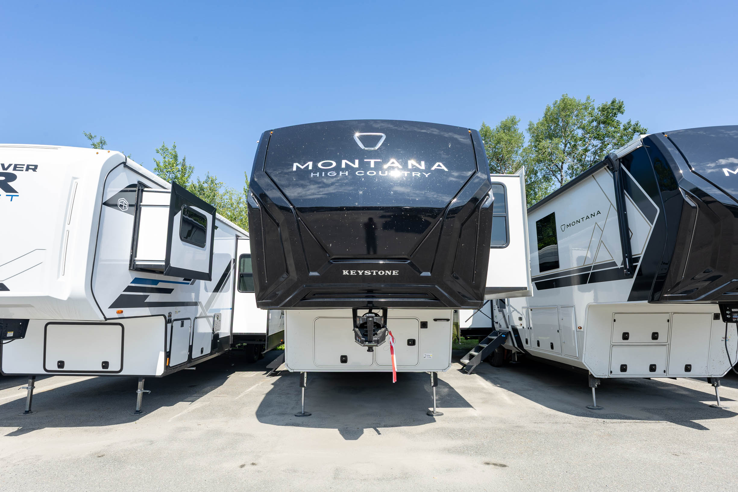 2026 Keystone RV Montana High Country 300RK FIFTH WHEEL