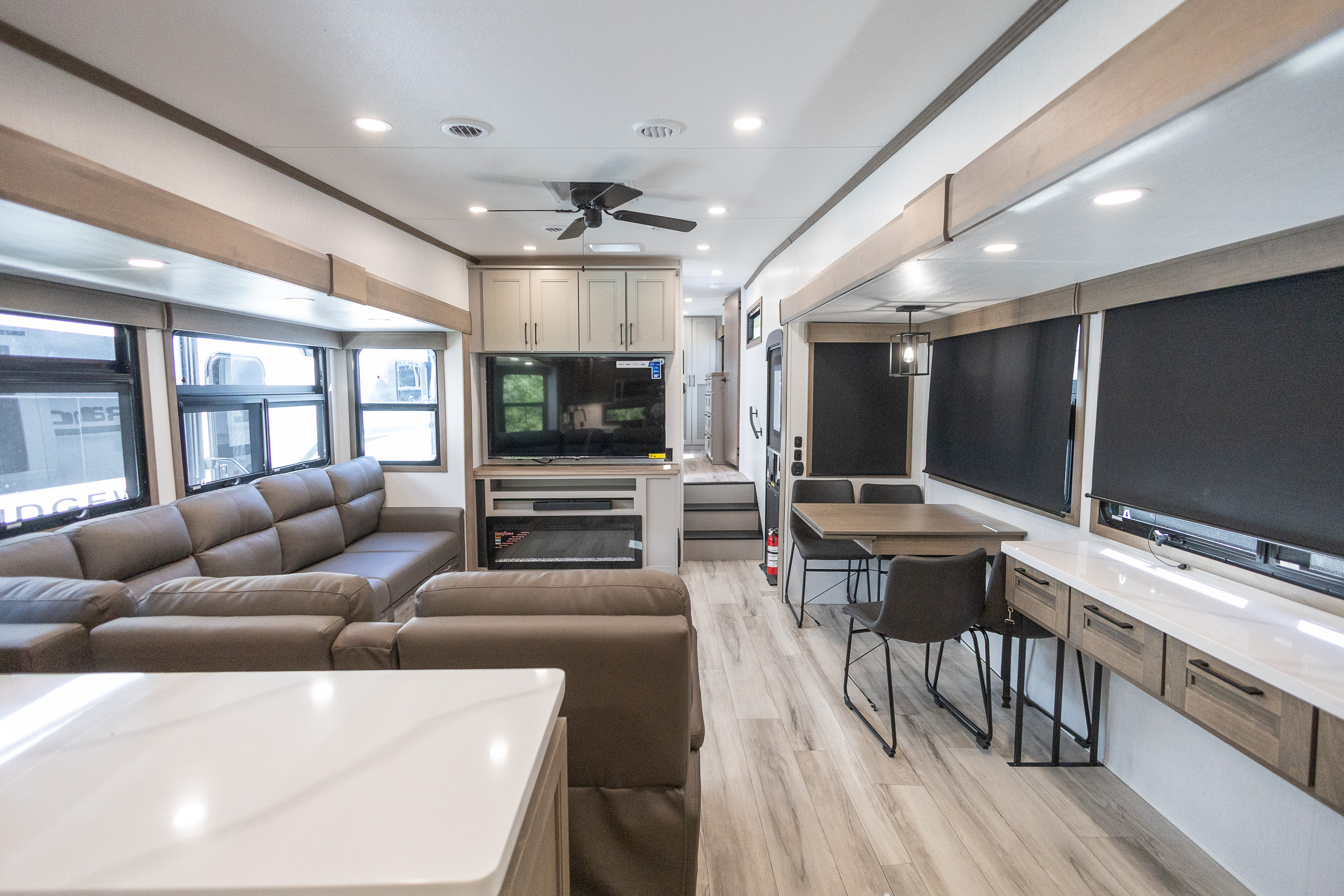2026 KZ RV Durango D339MLT FIFTH WHEEL
