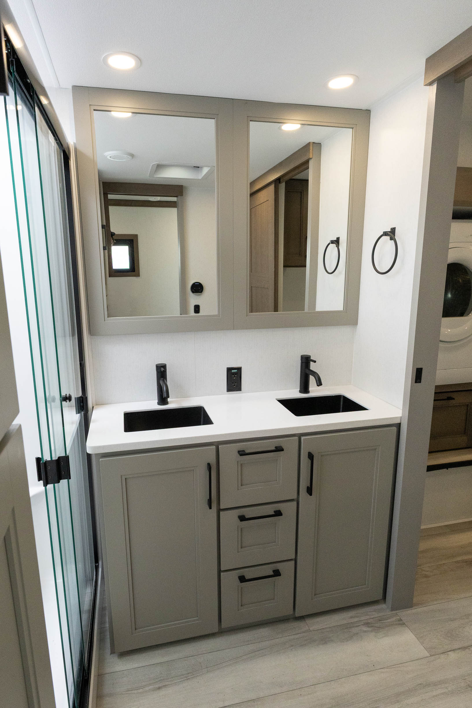 2026 KZ RV Durango Gold 384MSQ FIFTH WHEEL
