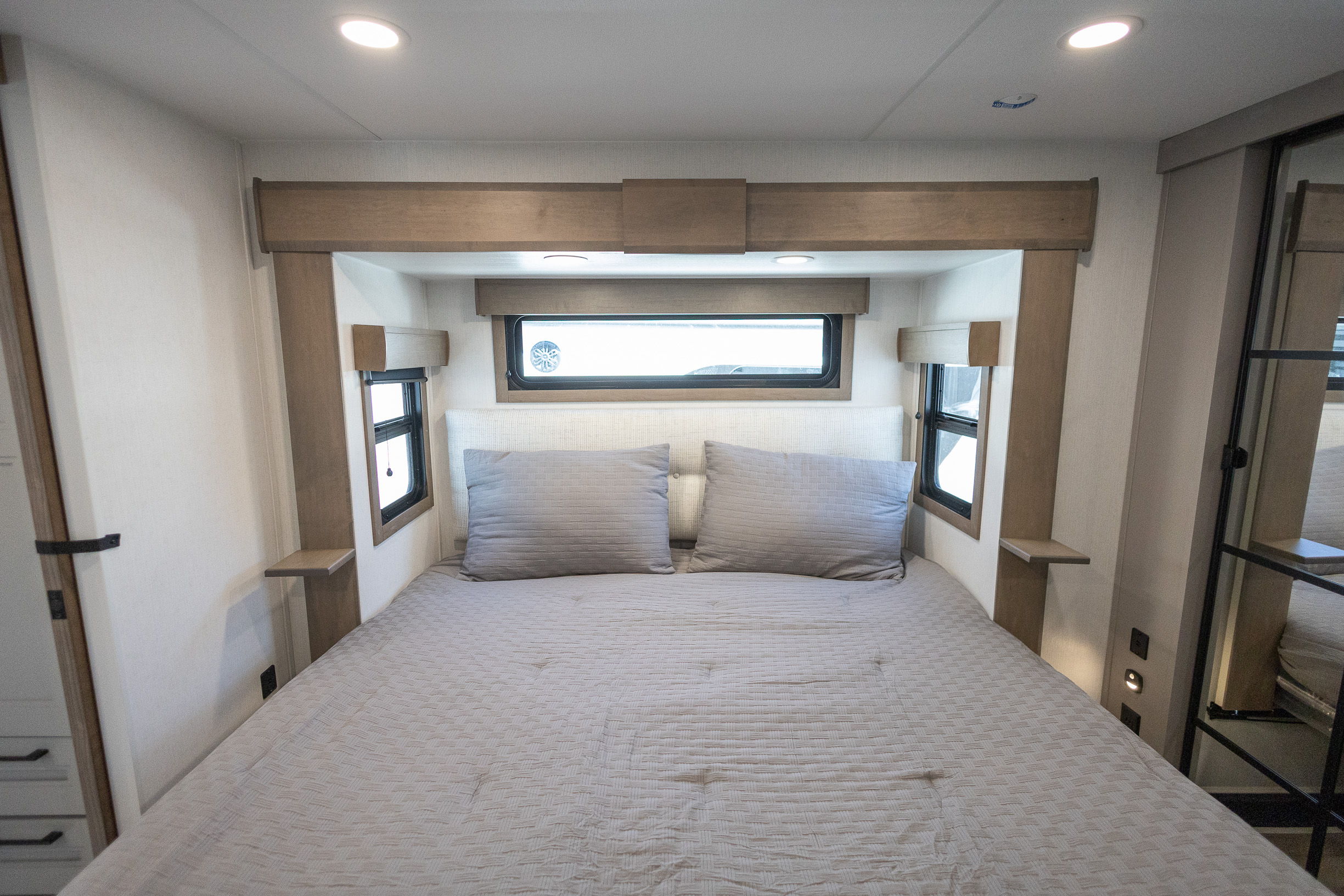 2026 KZ RV Durango D339MLT FIFTH WHEEL