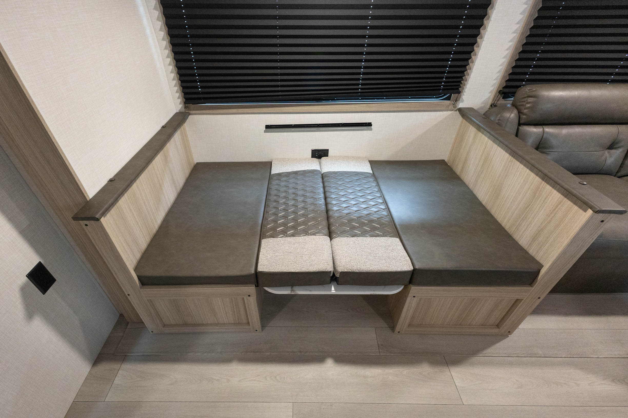 2026 KZ RV Sportsmen 383DBKSE TRAVEL TRAILER