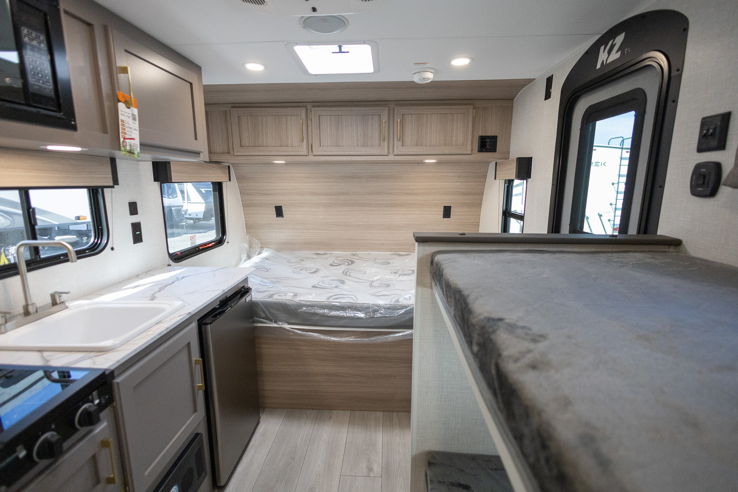 2026 KZ RV Sportsmen Classic 130BH TRAVEL TRAILER