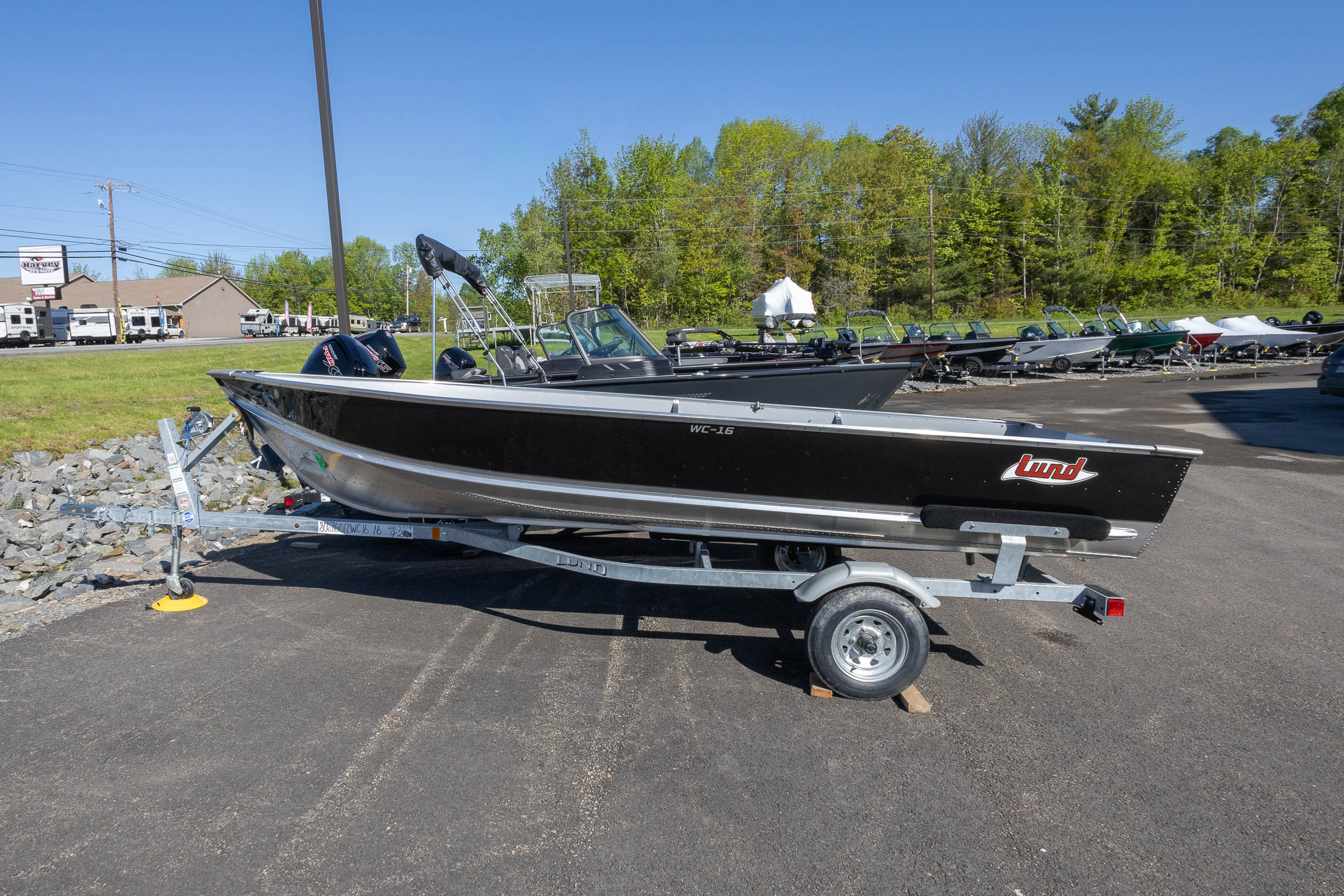 2026 Lund WC-14 UTILITY