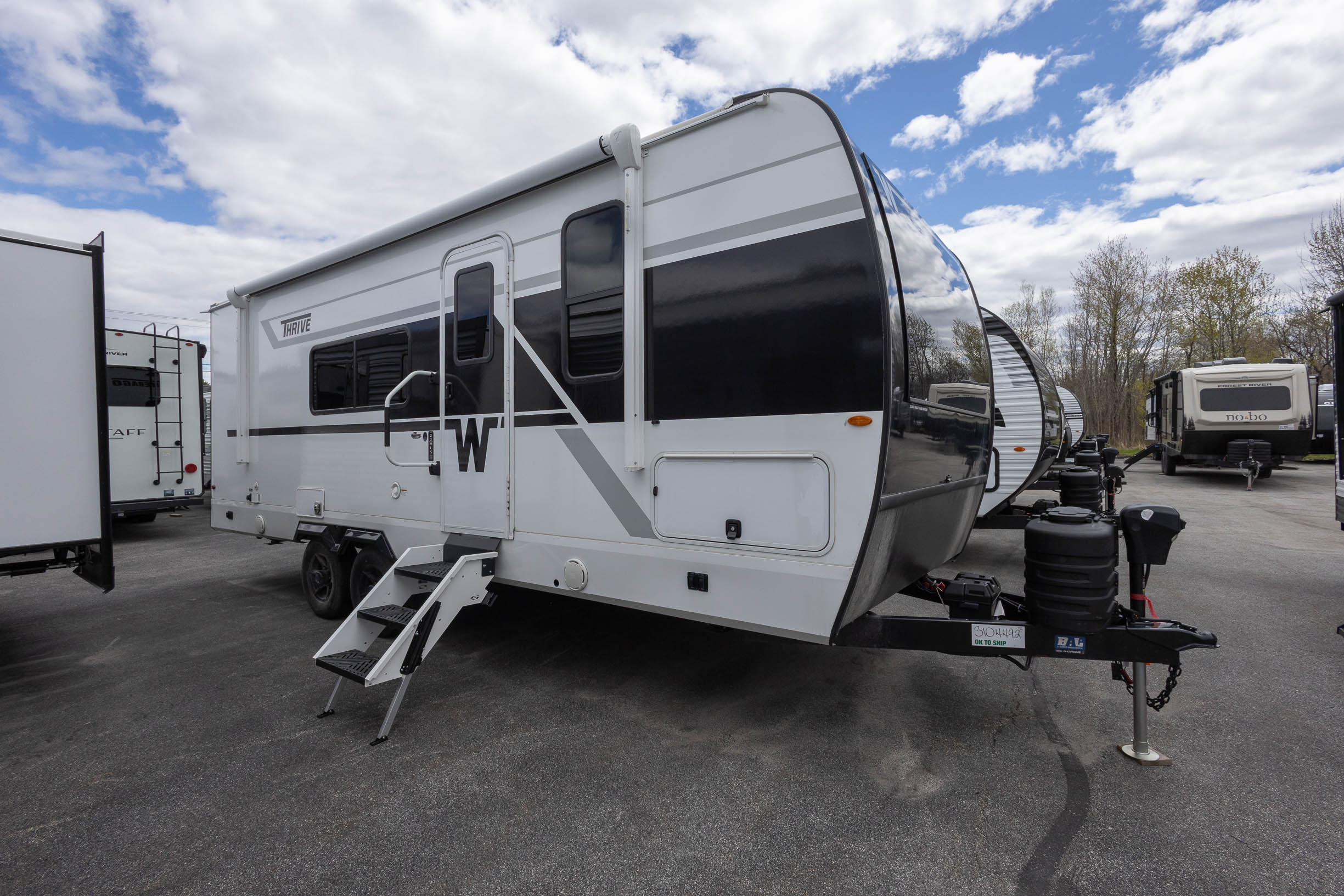 2026 Winnebago Thrive 22MLS TRAVEL TRAILER