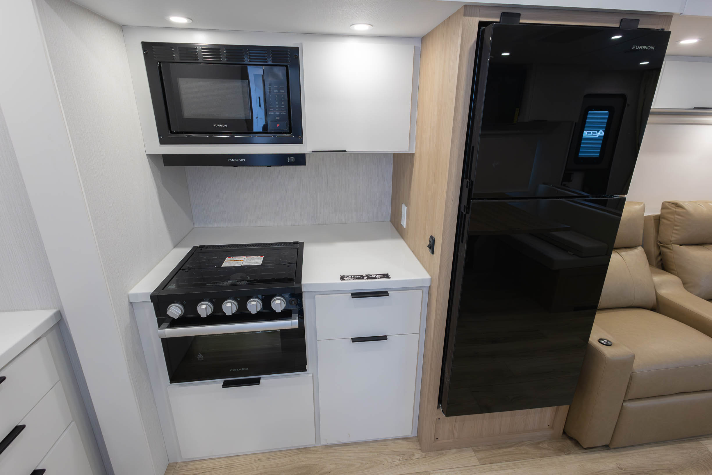 2026 Winnebago Thrive 22MLS TRAVEL TRAILER