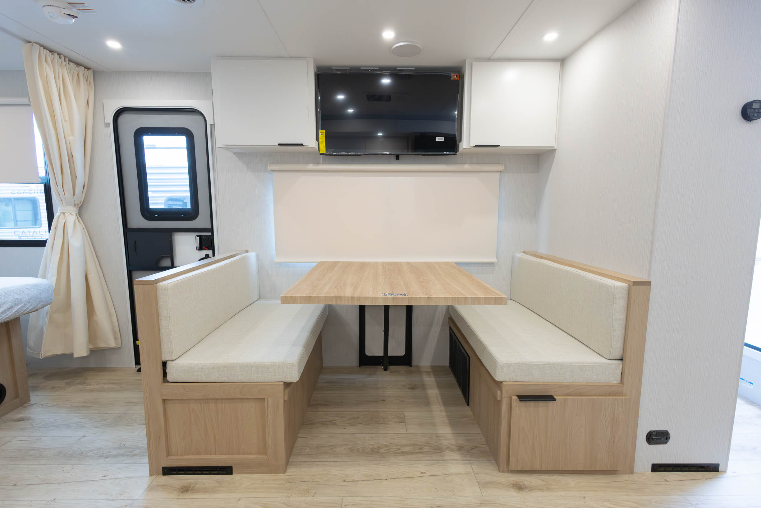 2026 Winnebago Thrive 22MLS TRAVEL TRAILER