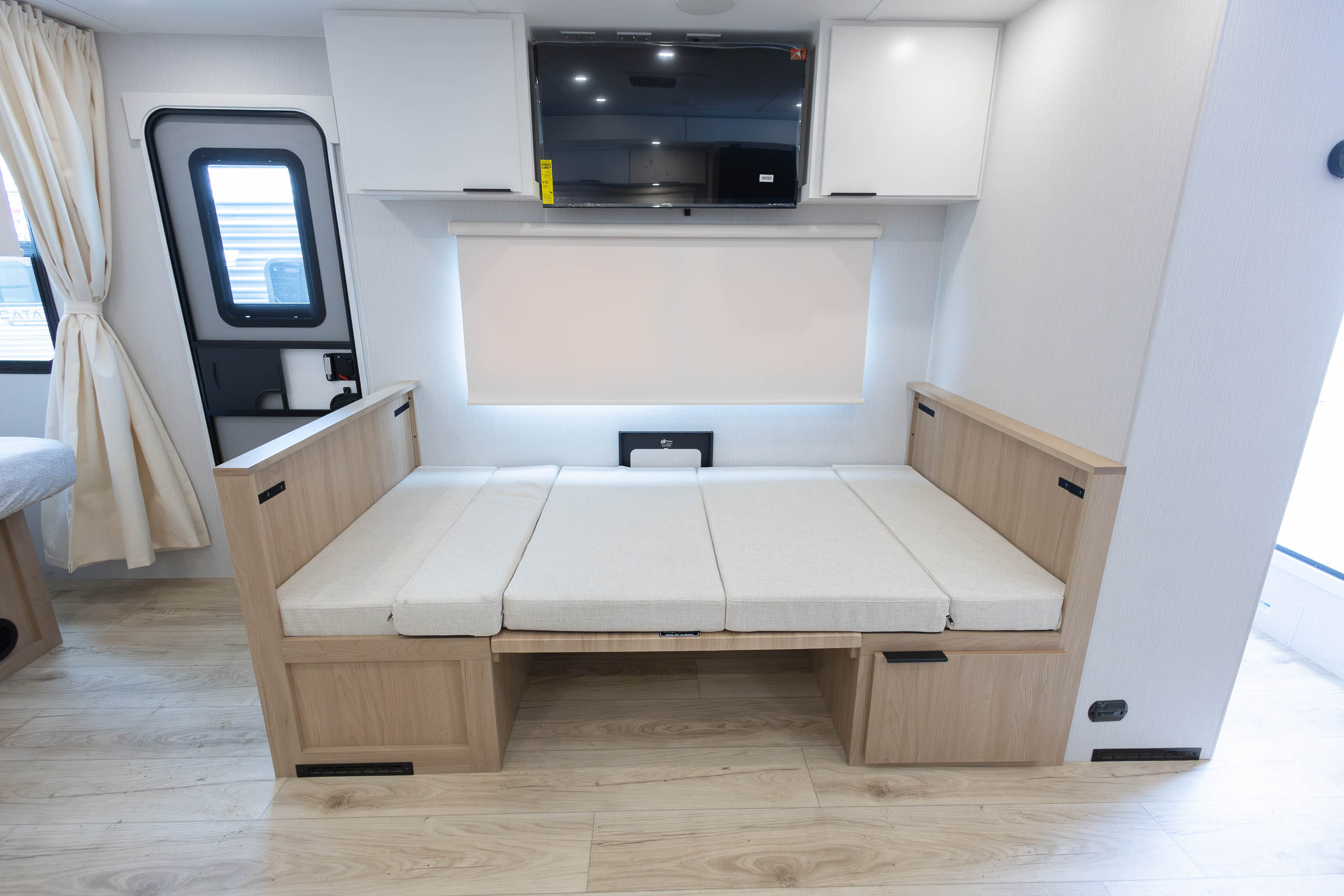 2026 Winnebago Thrive 22MLS TRAVEL TRAILER