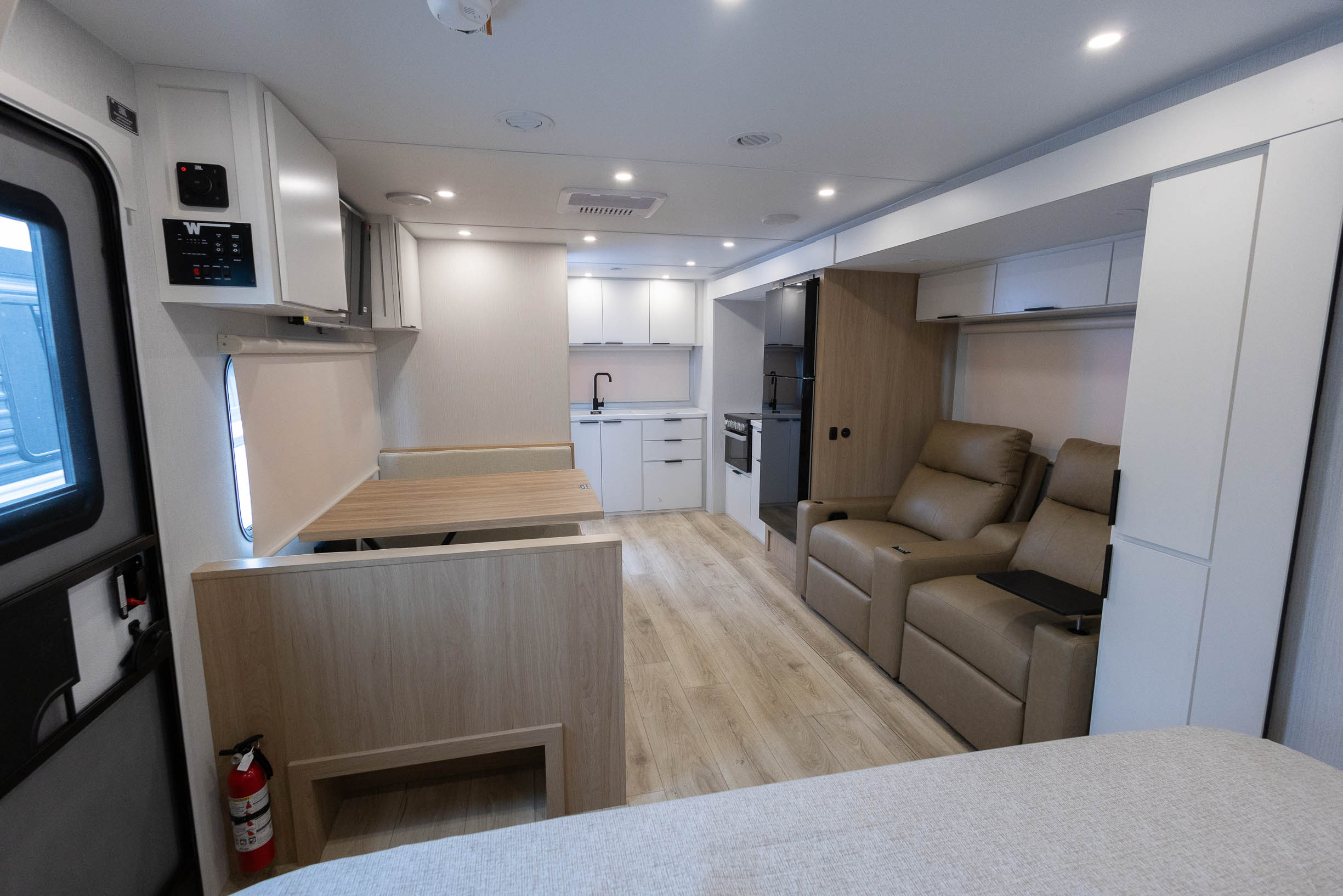 2026 Winnebago Thrive 22MLS TRAVEL TRAILER