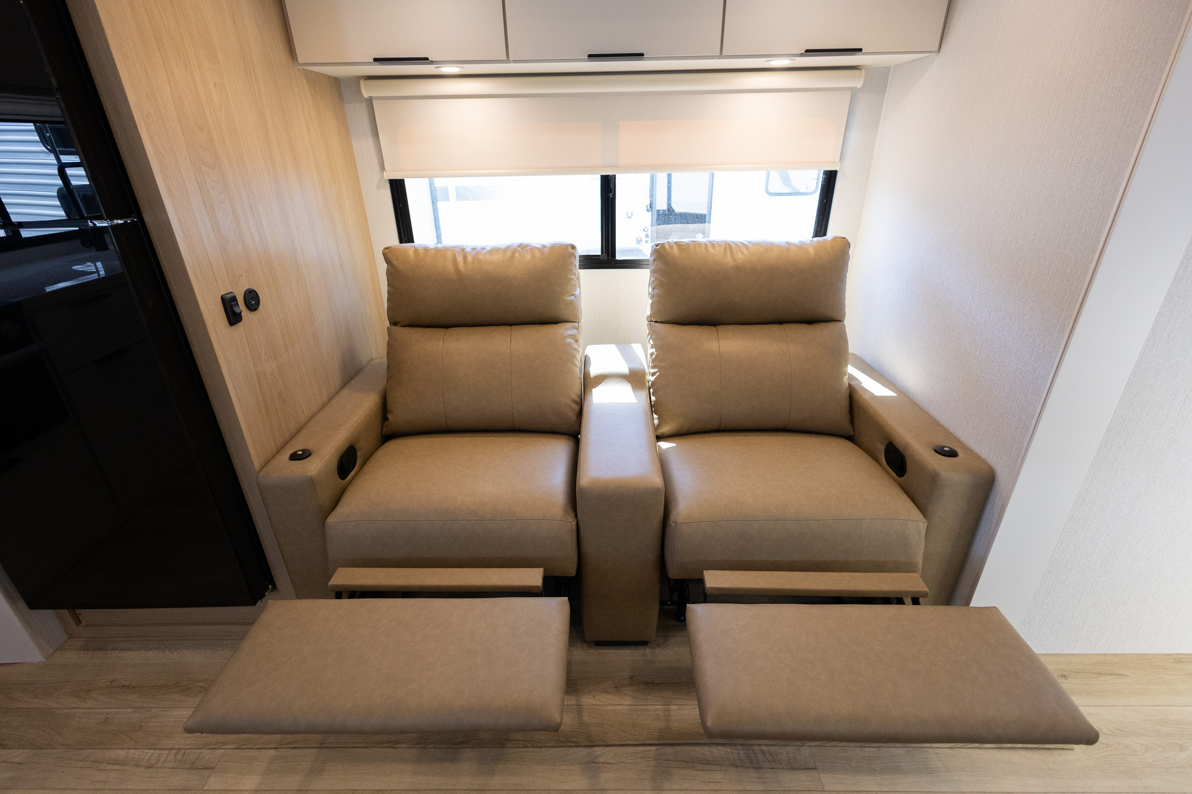 2026 Winnebago Thrive 24RKS TRAVEL TRAILER