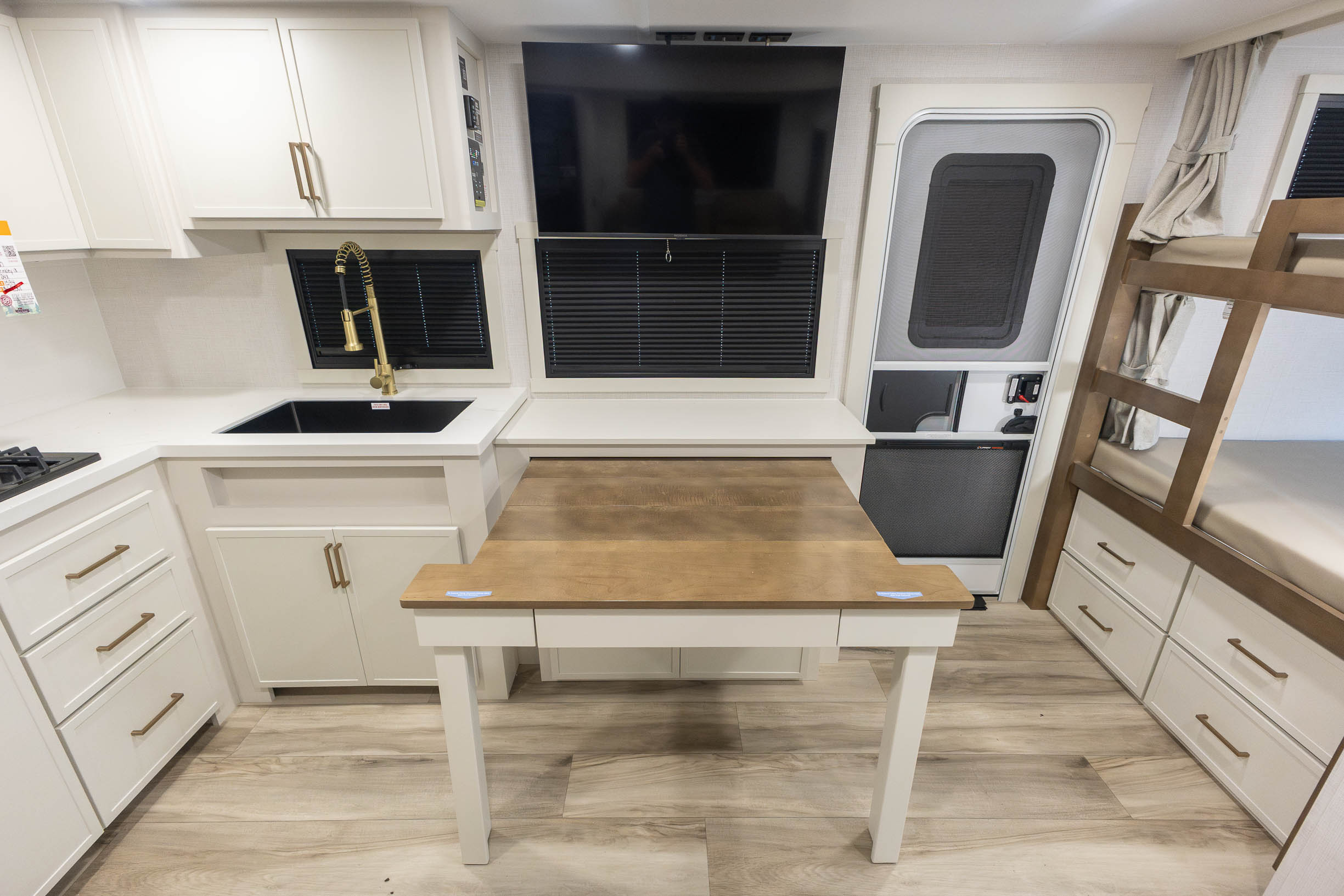 2027 Brinkley MODEL Ix 24x TRAVEL TRAILER