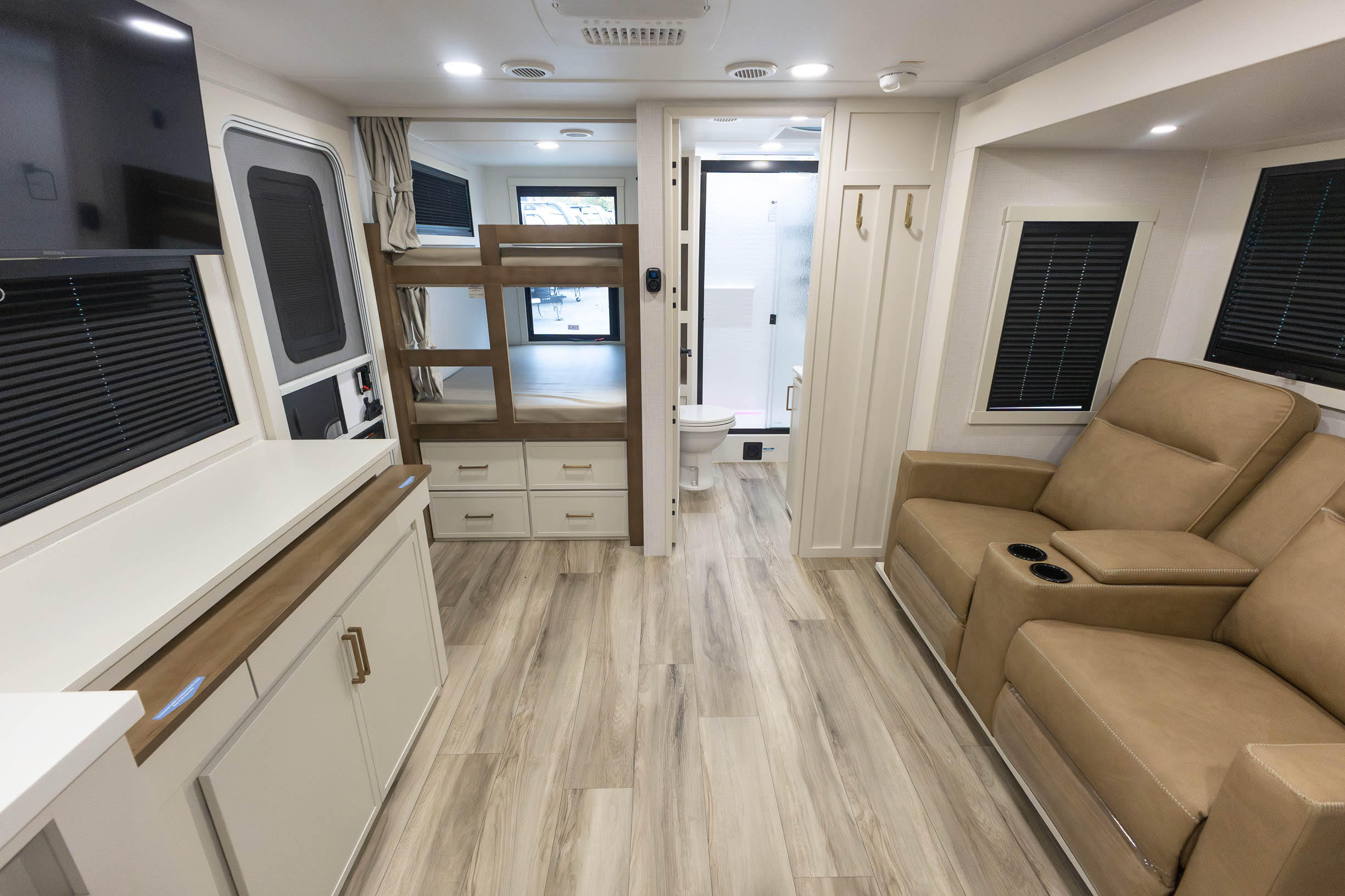 2027 Brinkley MODEL Ix 24x TRAVEL TRAILER