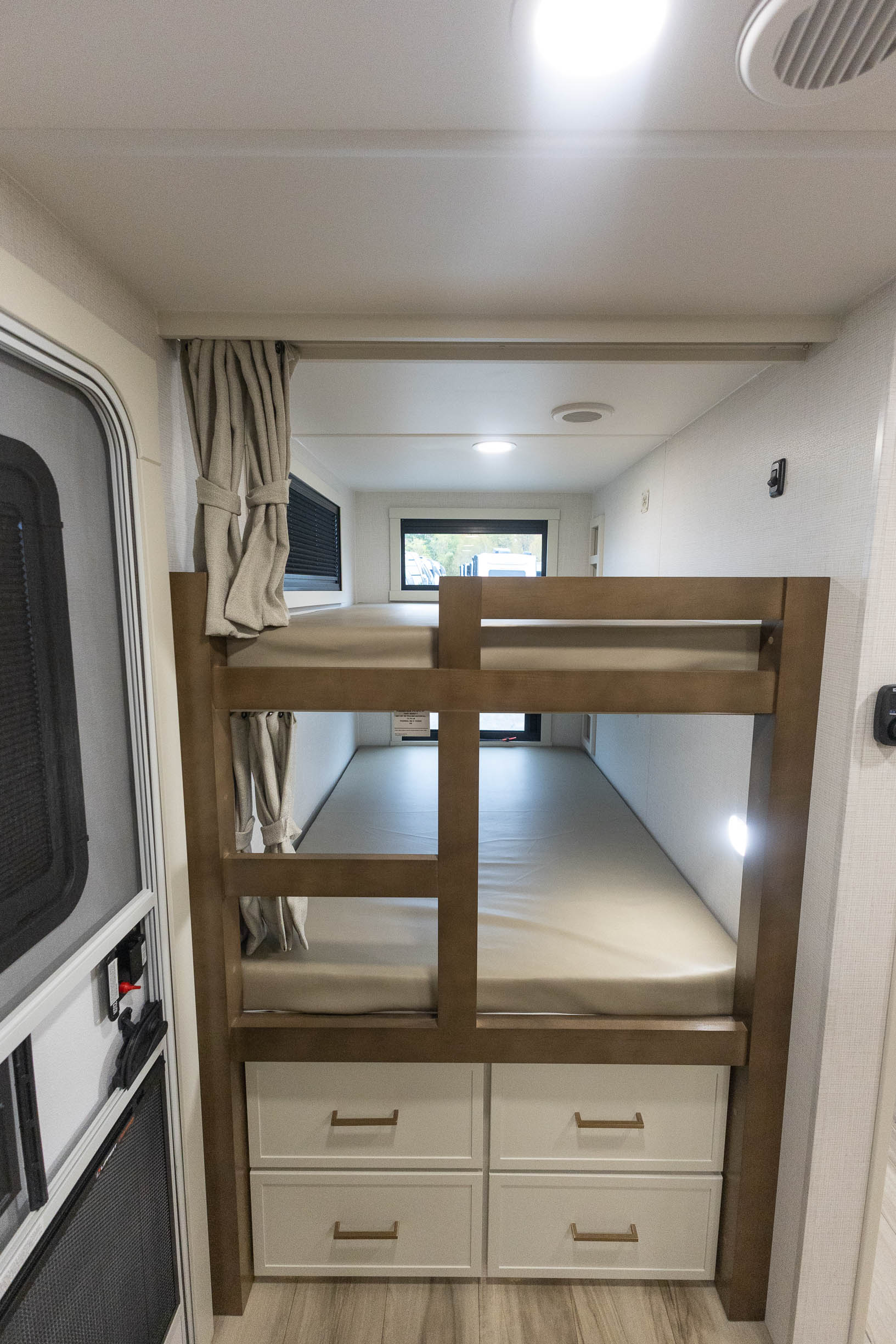 2027 Brinkley MODEL Ix 24x TRAVEL TRAILER