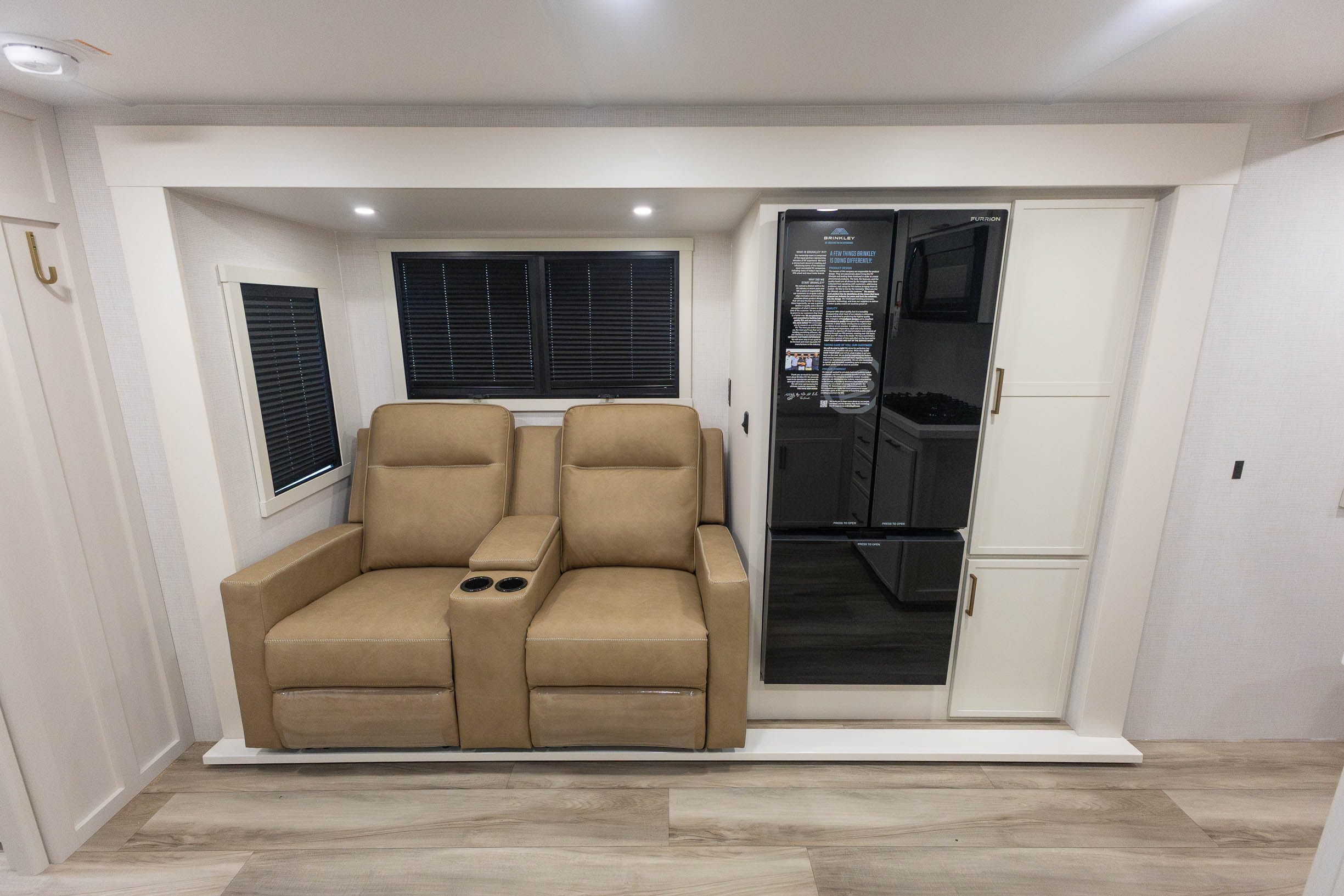 2027 Brinkley MODEL Ix 24x TRAVEL TRAILER
