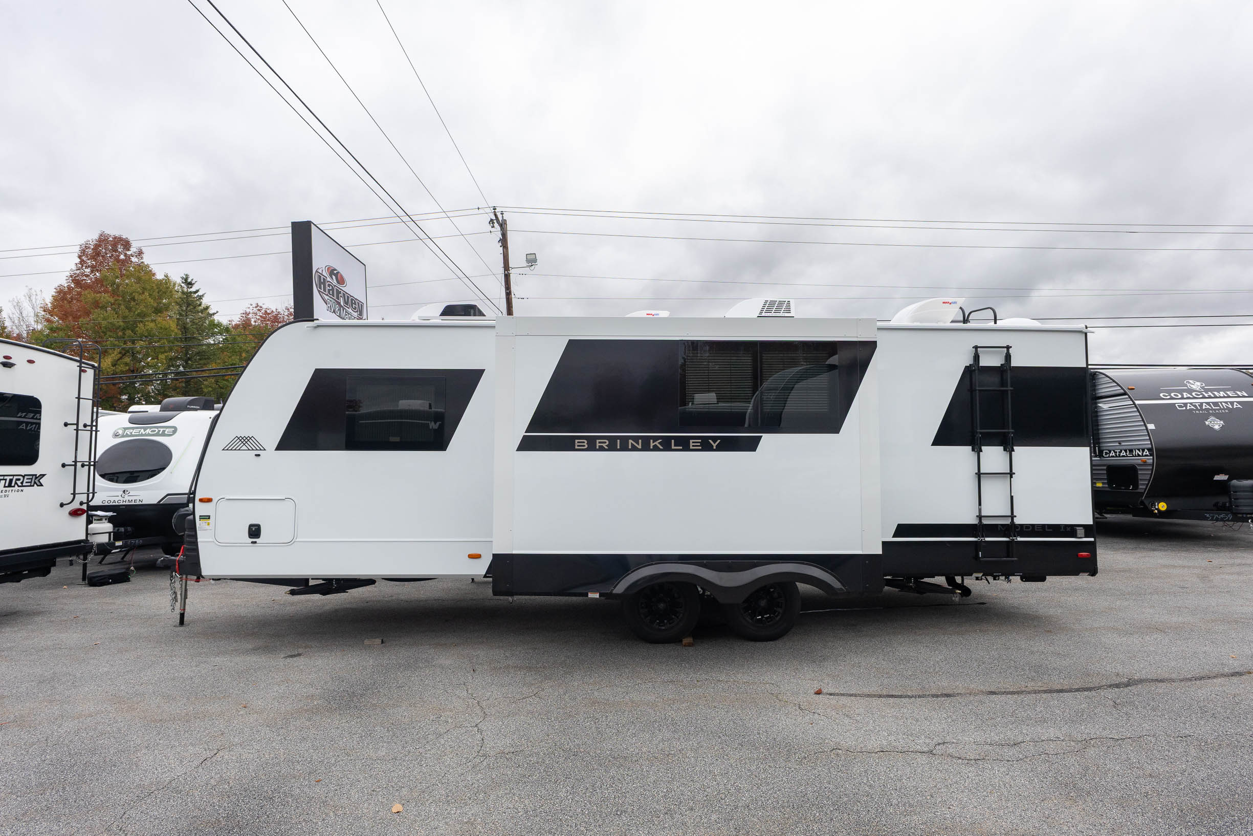 2027 Brinkley MODEL Ix 24x TRAVEL TRAILER