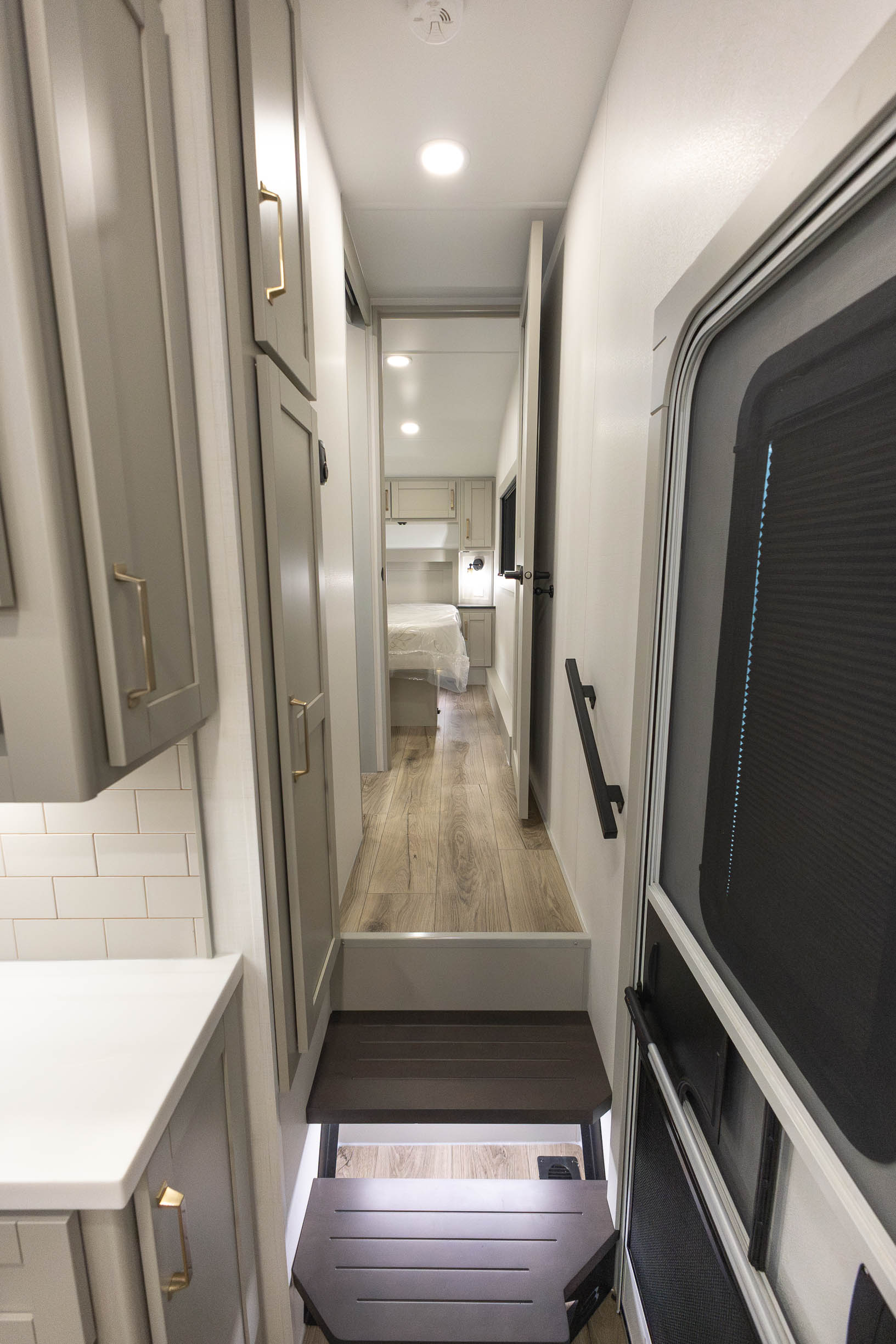 2027 Brinkley MODEL Z 3310 FIFTH WHEEL