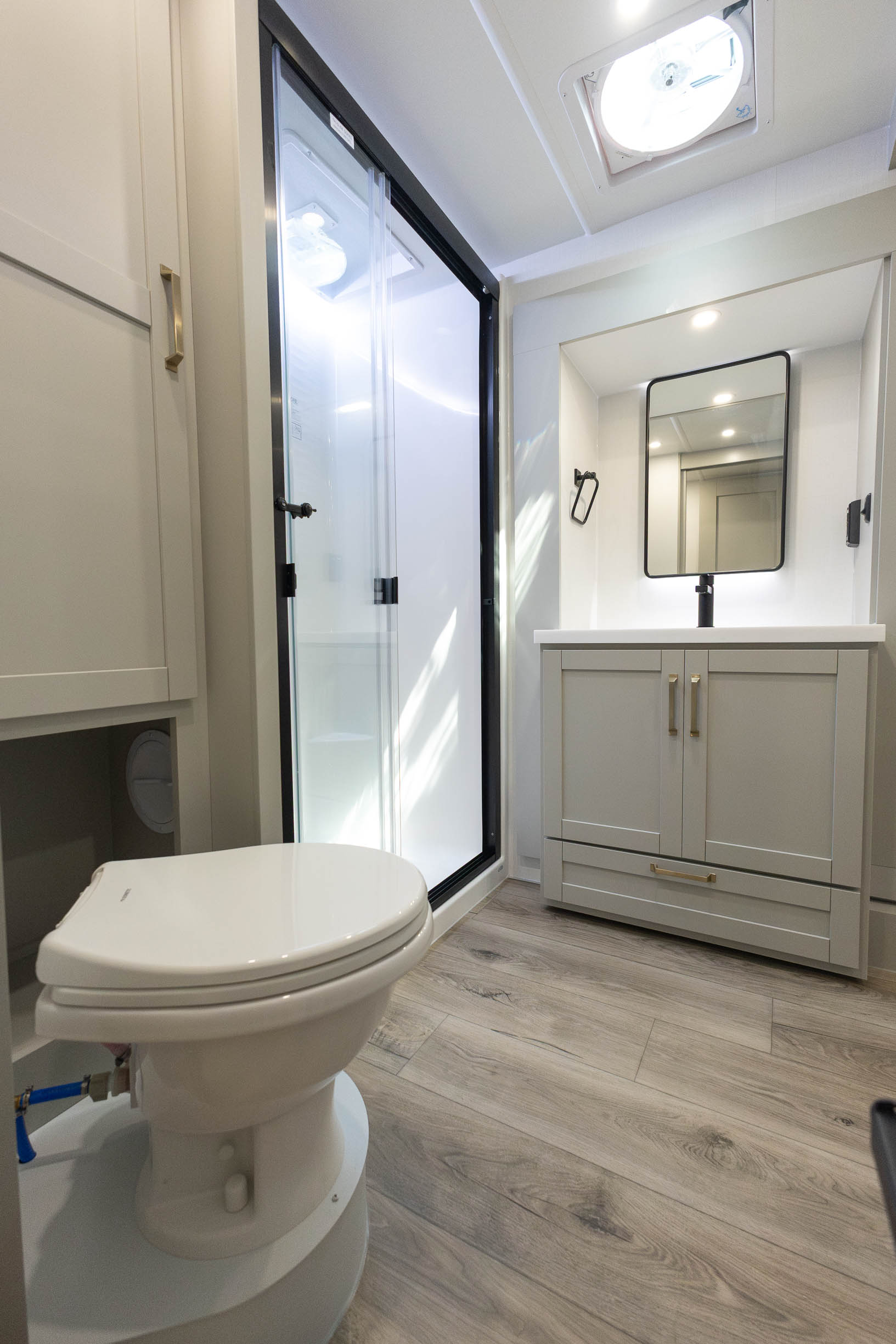 2027 Brinkley MODEL Z 3310 FIFTH WHEEL