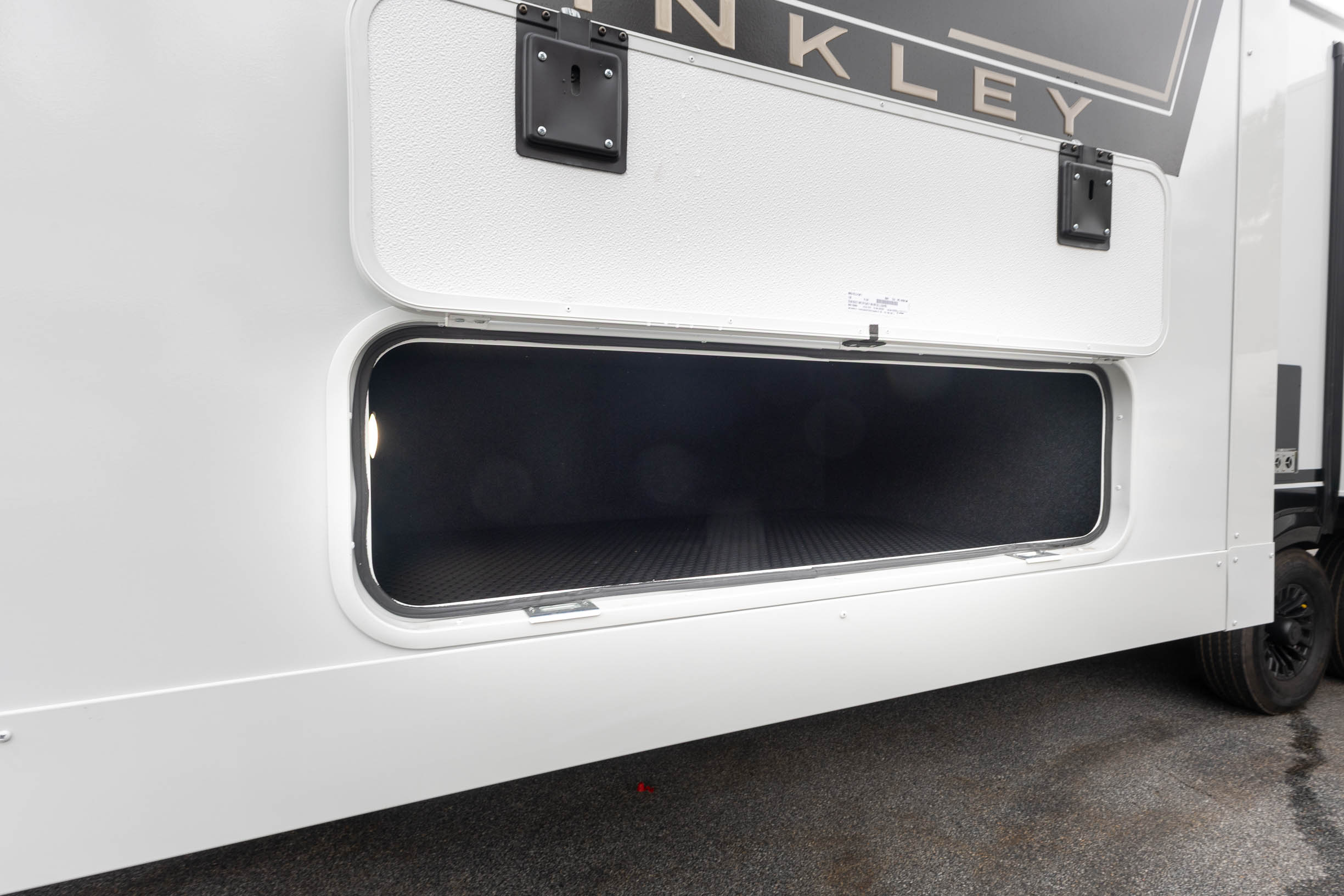 2027 Brinkley Model Z AIR 310 TRAVEL TRAILER