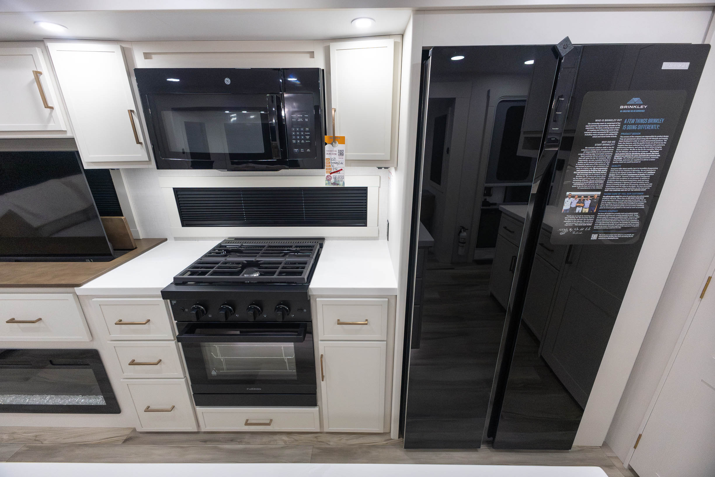 2027 Brinkley Model Z AIR 310 TRAVEL TRAILER