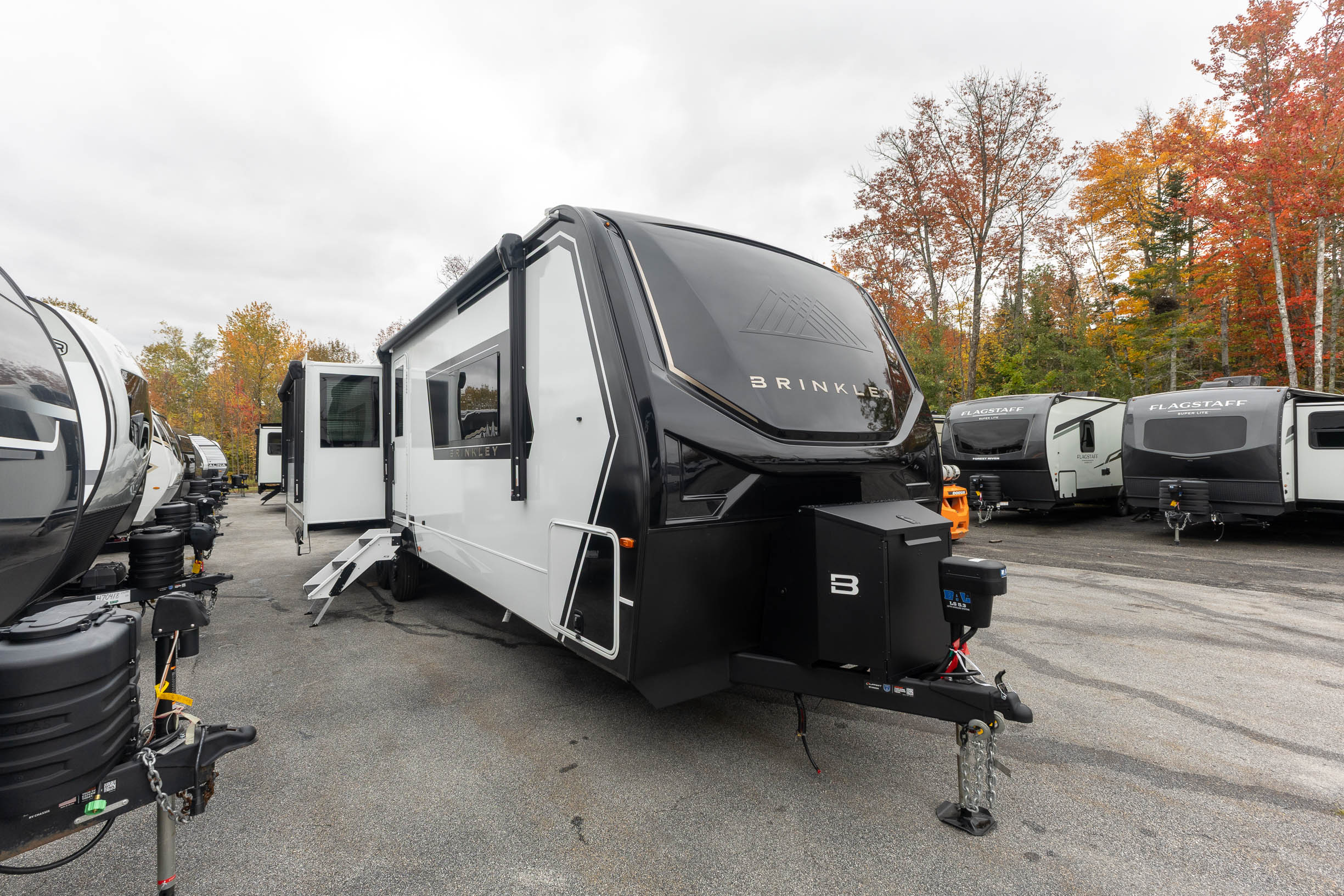 2027 Brinkley Model Z AIR 310 TRAVEL TRAILER