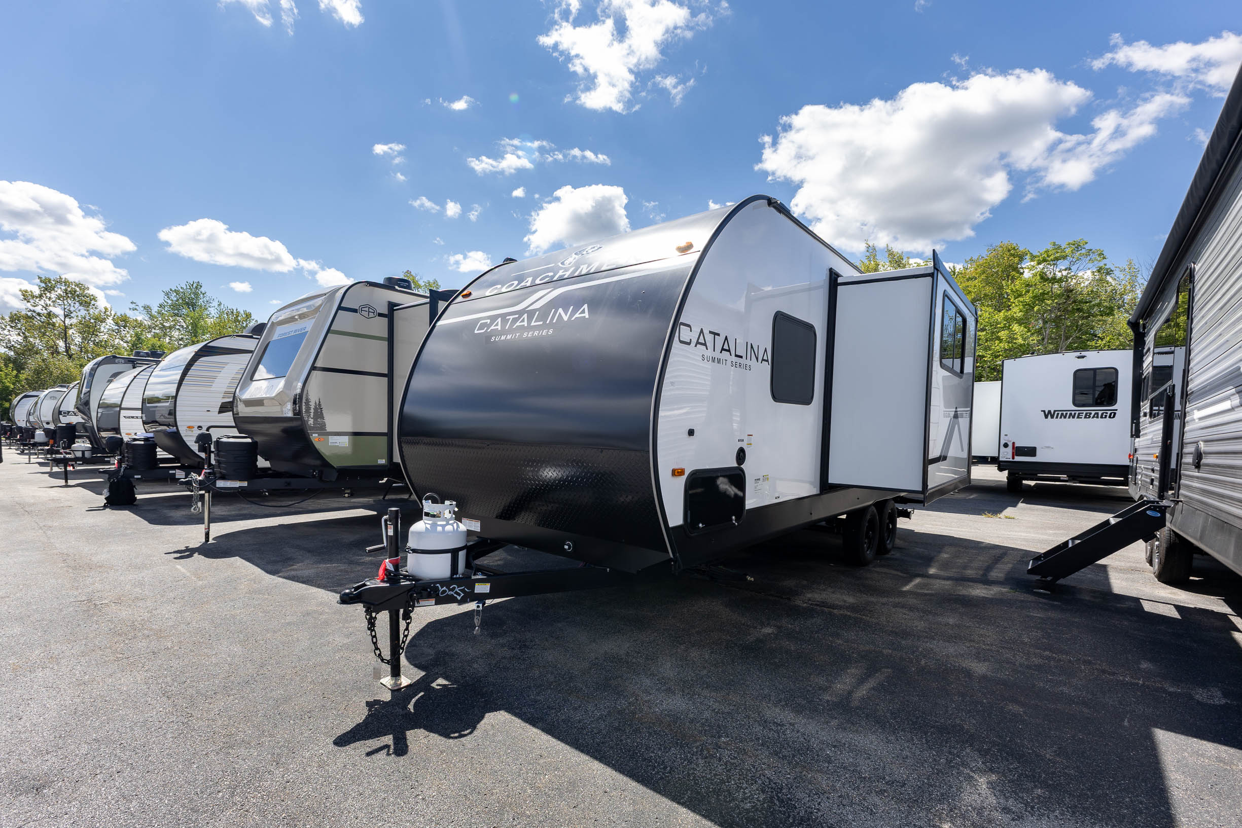 2027 Coachmen Catalina Summit Series 7 194RBS TRAVEL TRAILER
