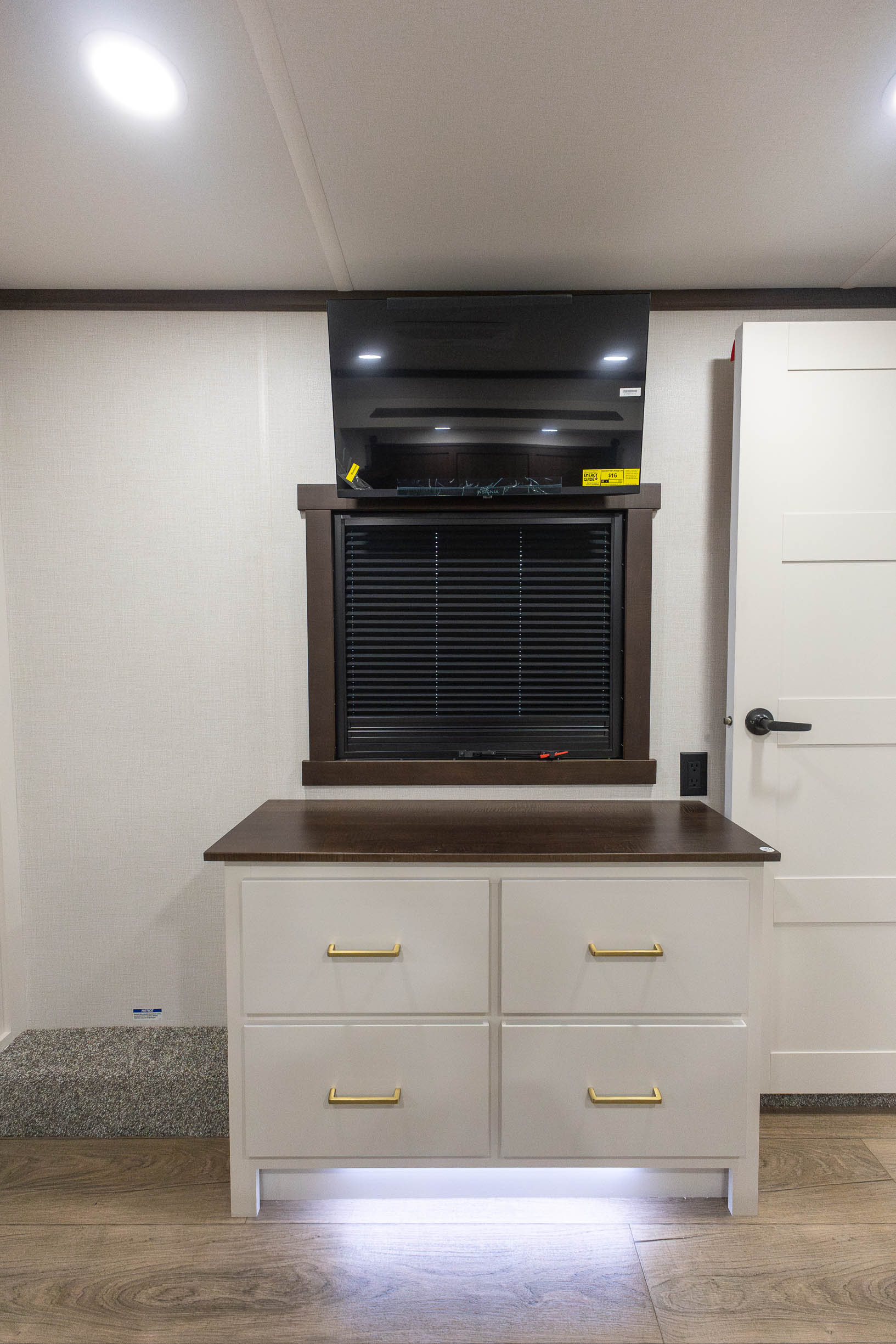 2027 Forest River Cedar Creek 390RKB FIFTH WHEEL