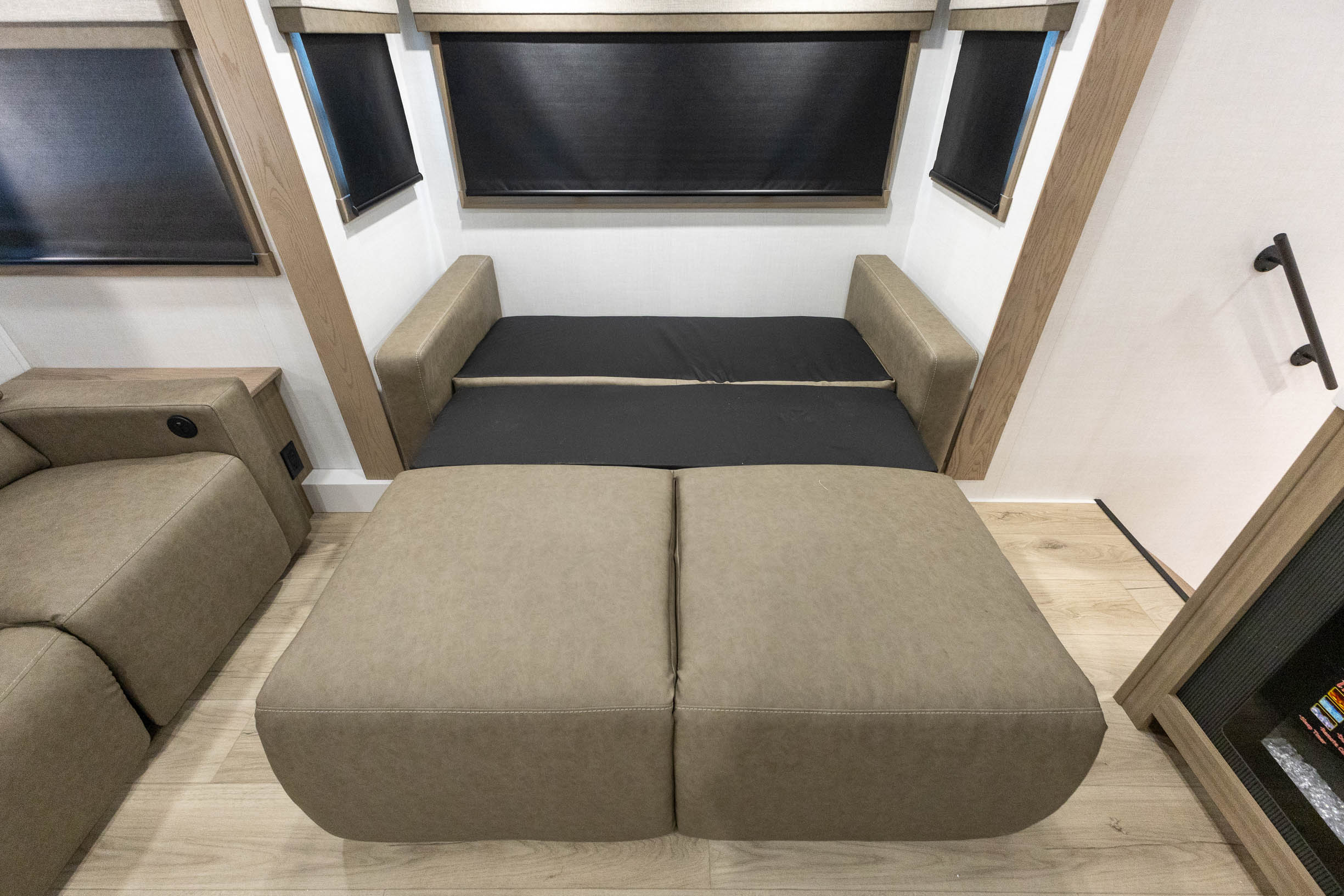2027 Forest River Flagstaff Classic 402CFL FIFTH WHEEL