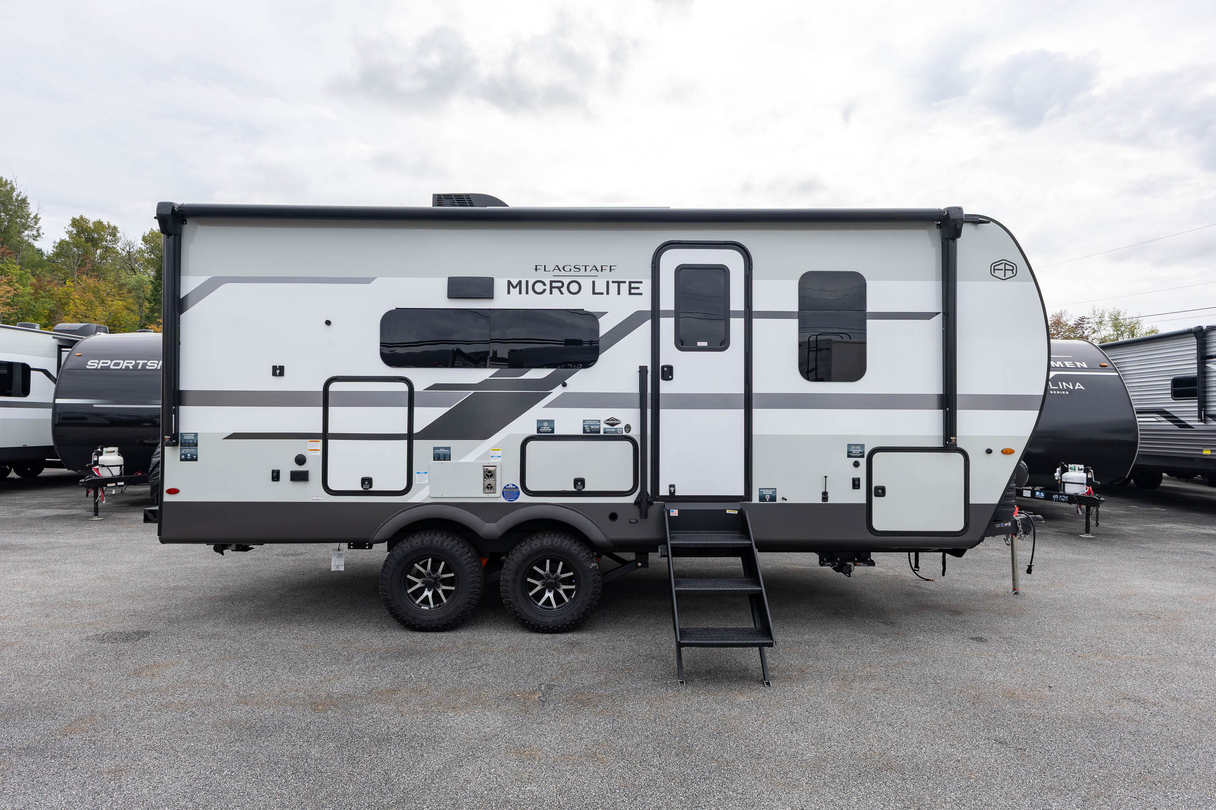 2027 Forest River Flagstaff Micro Lite 22LKS TRAVEL TRAILER