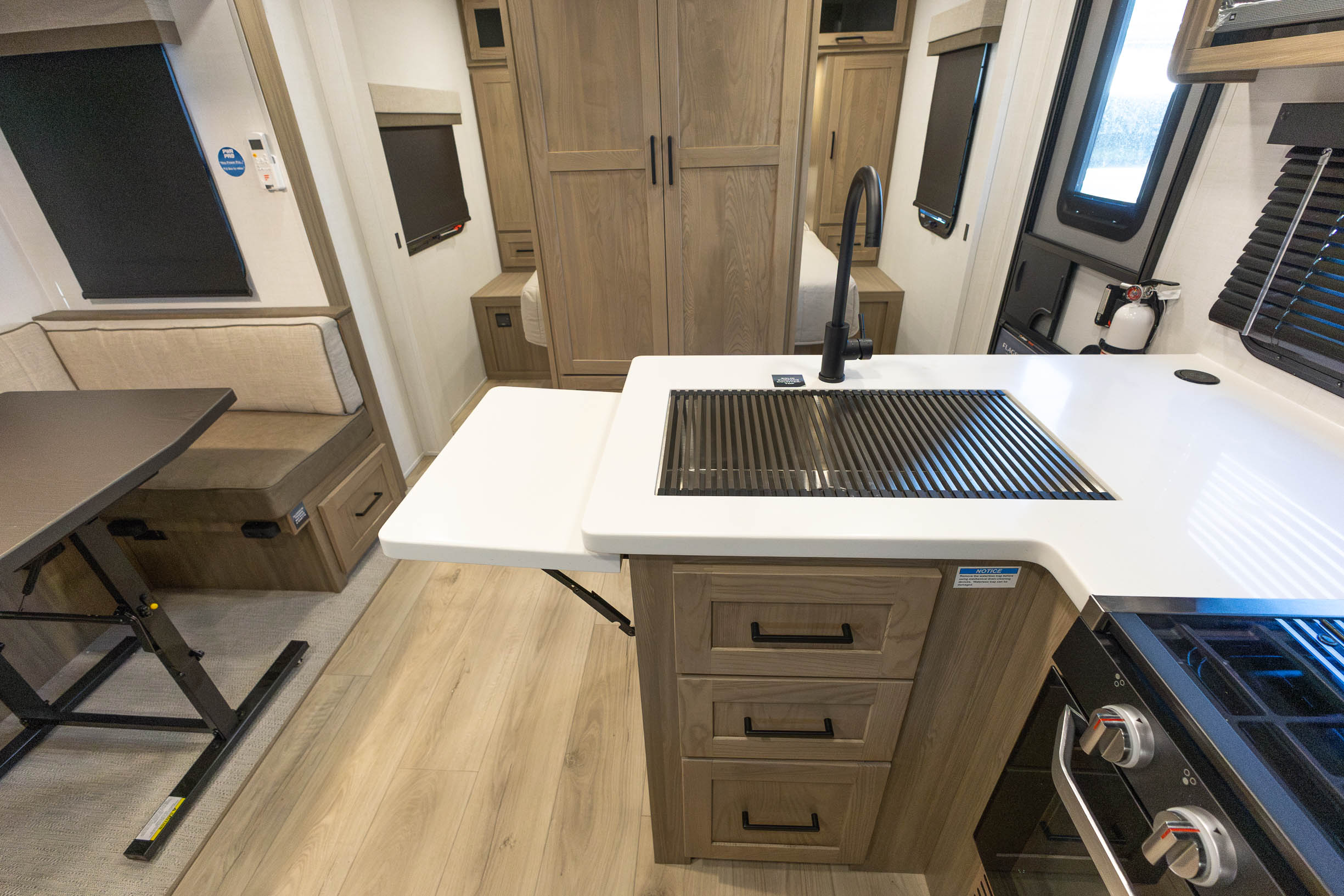 2027 Forest River Flagstaff Micro Lite 25DBH TRAVEL TRAILER