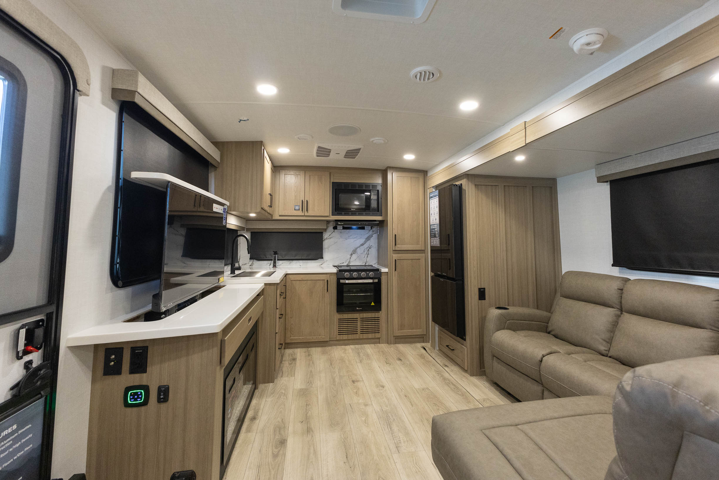 2027 Forest River Flagstaff Super Lite 27RKS TRAVEL TRAILER
