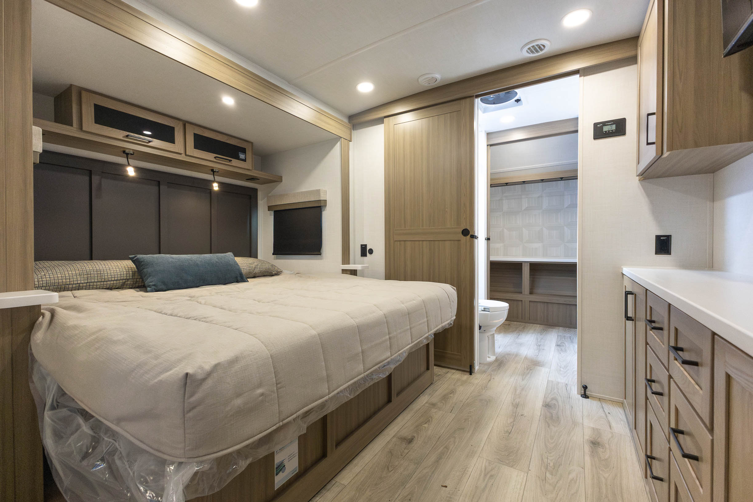 2027 Forest River Flagstaff Super Lite 27RKS TRAVEL TRAILER