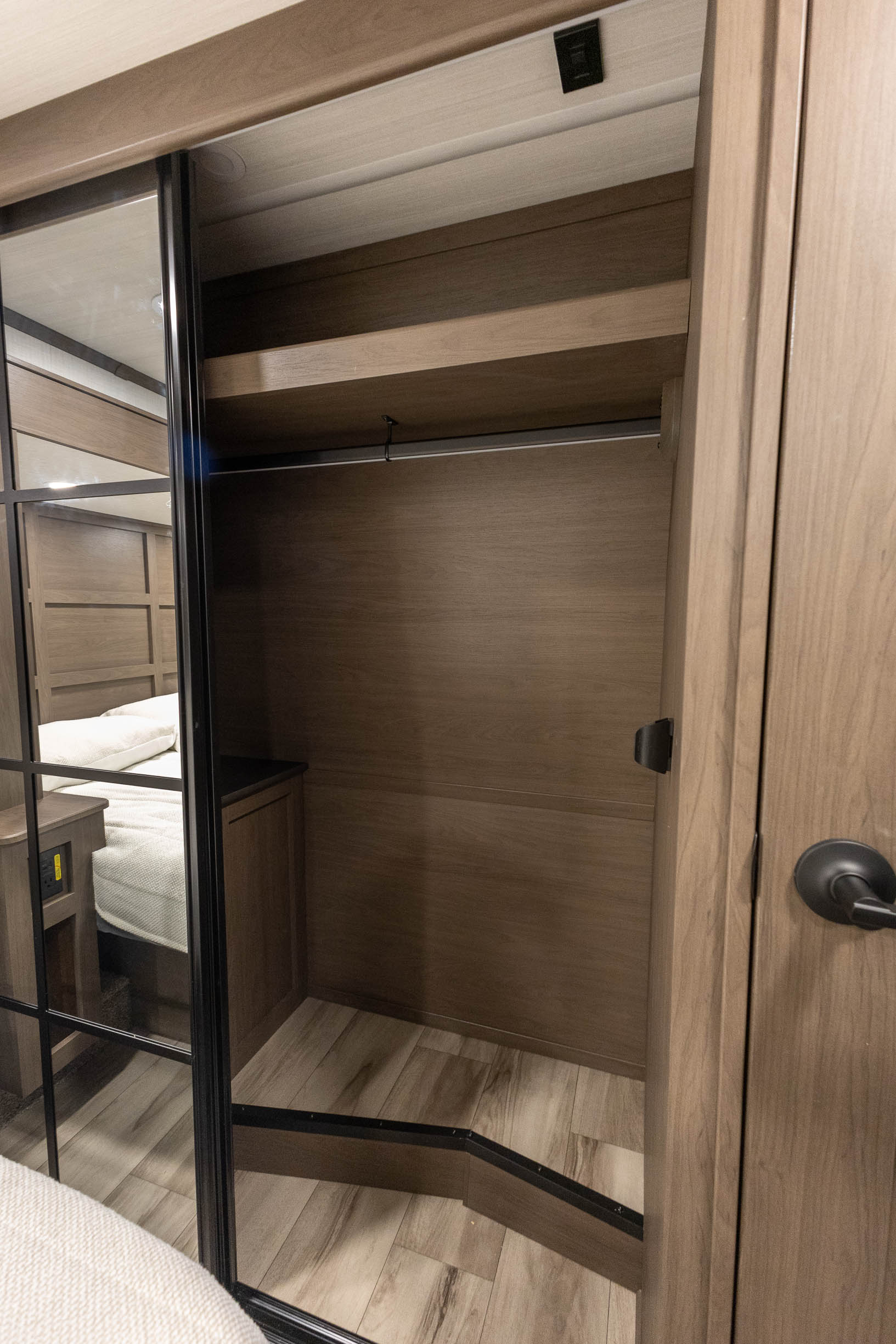 2027 Keystone RV Cougar 350LLK FIFTH WHEEL