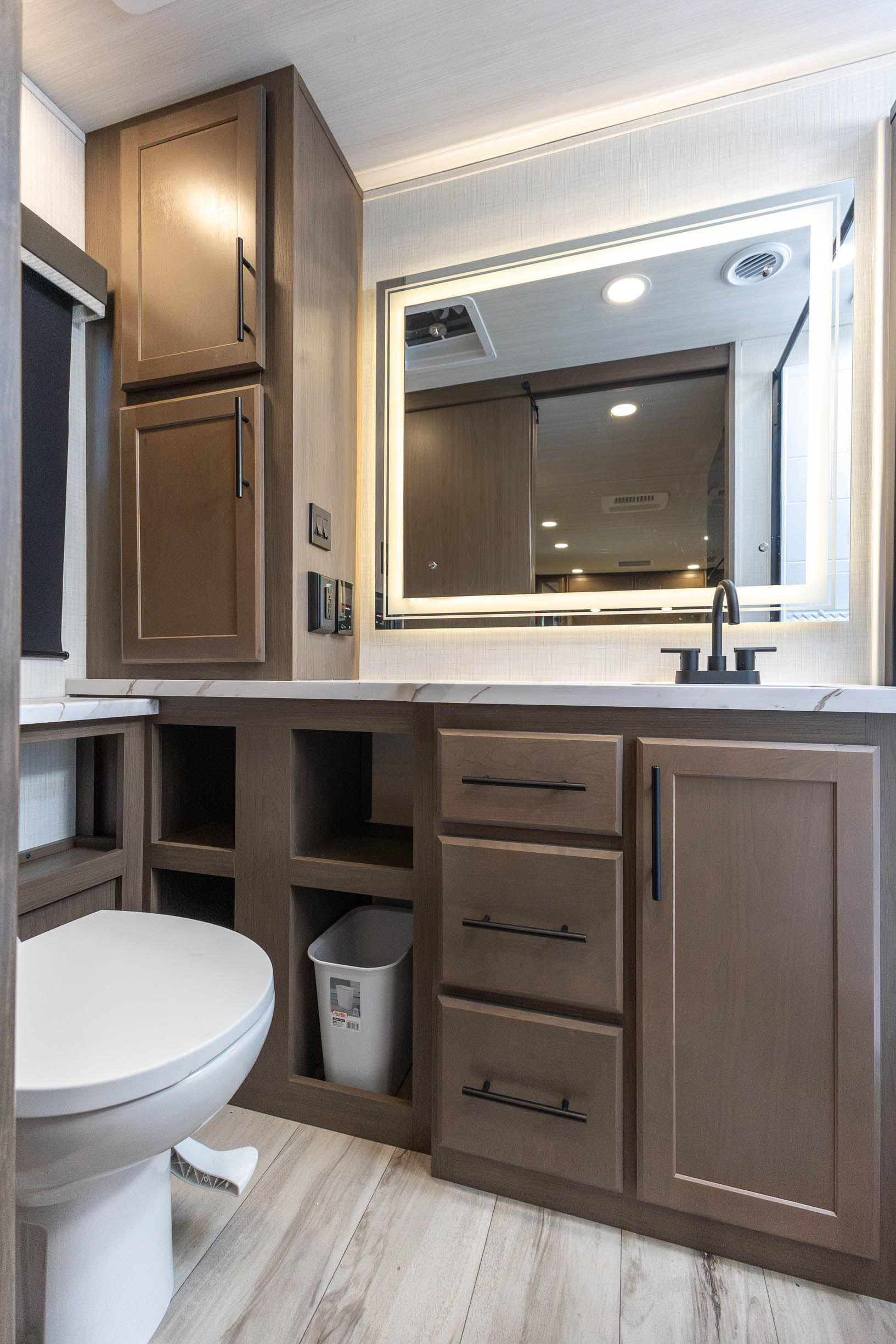 2027 Keystone RV Cougar Half-Ton 21LBK TRAVEL TRAILER