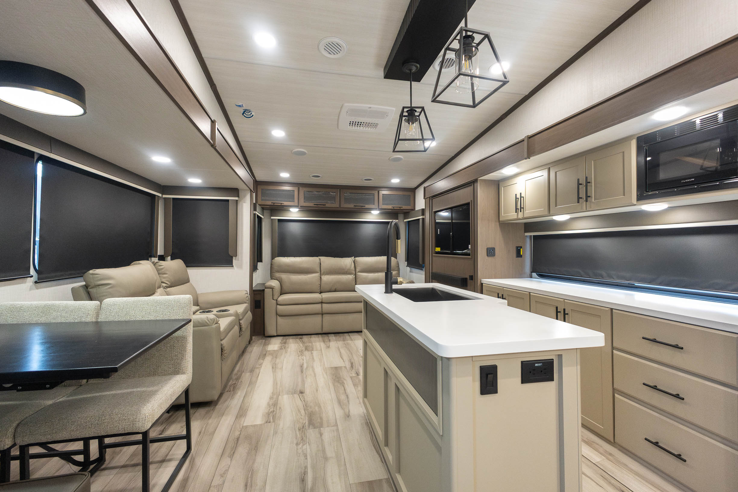 2027 Keystone RV Cougar Half-Ton 28RLI FIFTH WHEEL